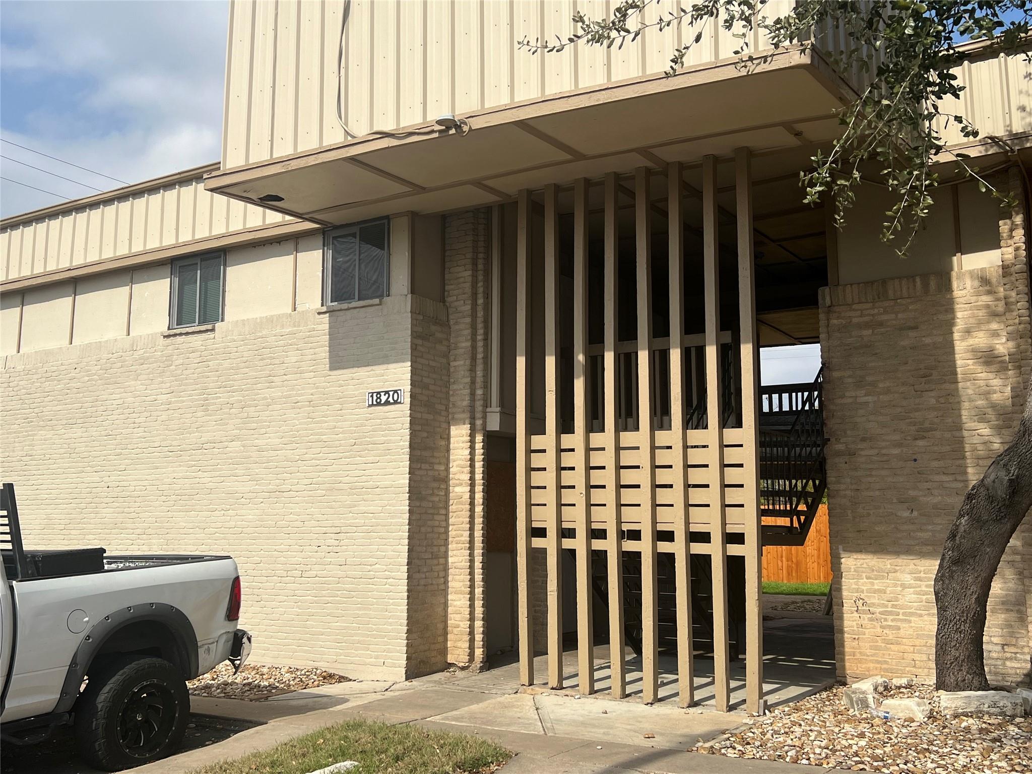 1820 Wooten Park Dr # 104, Austin, TX 78757