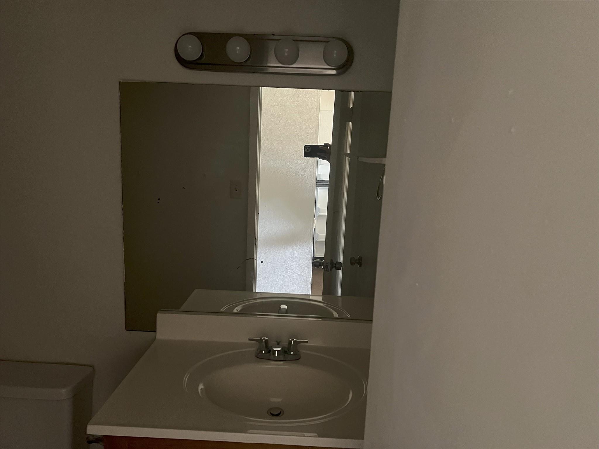 1820 Wooten Park Dr # 104, Austin, TX 78757