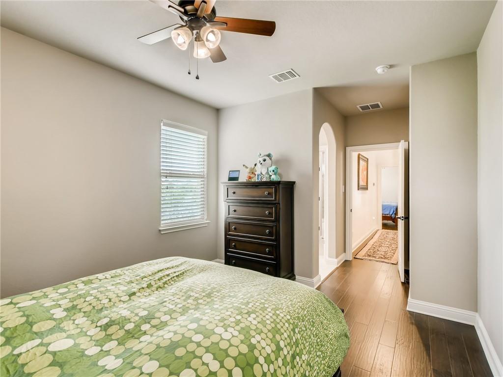 215 Woodlands Ct, Lakeway, TX 78738