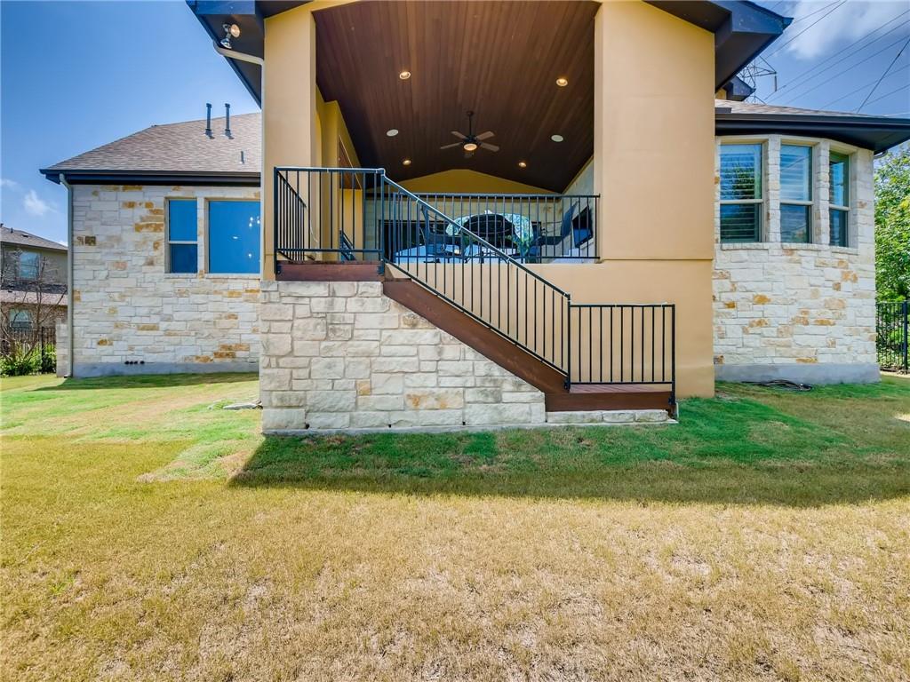 215 Woodlands Ct, Lakeway, TX 78738