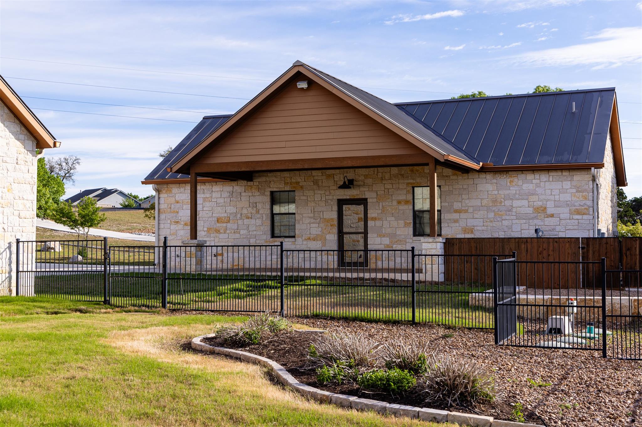 357 Cypress Estates Pkwy, Ingram, TX 78025