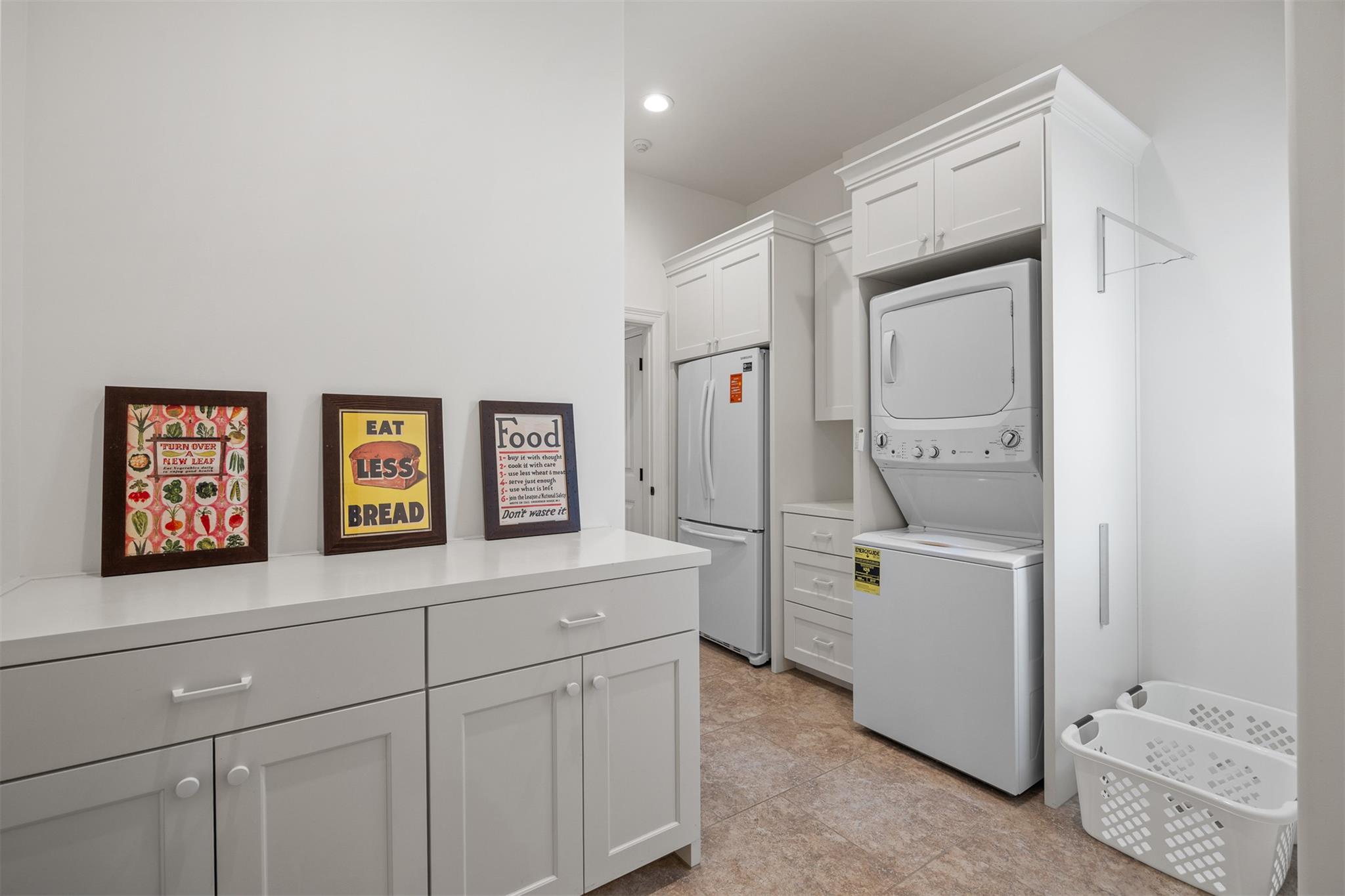 357 Cypress Estates Pkwy, Ingram, TX 78025