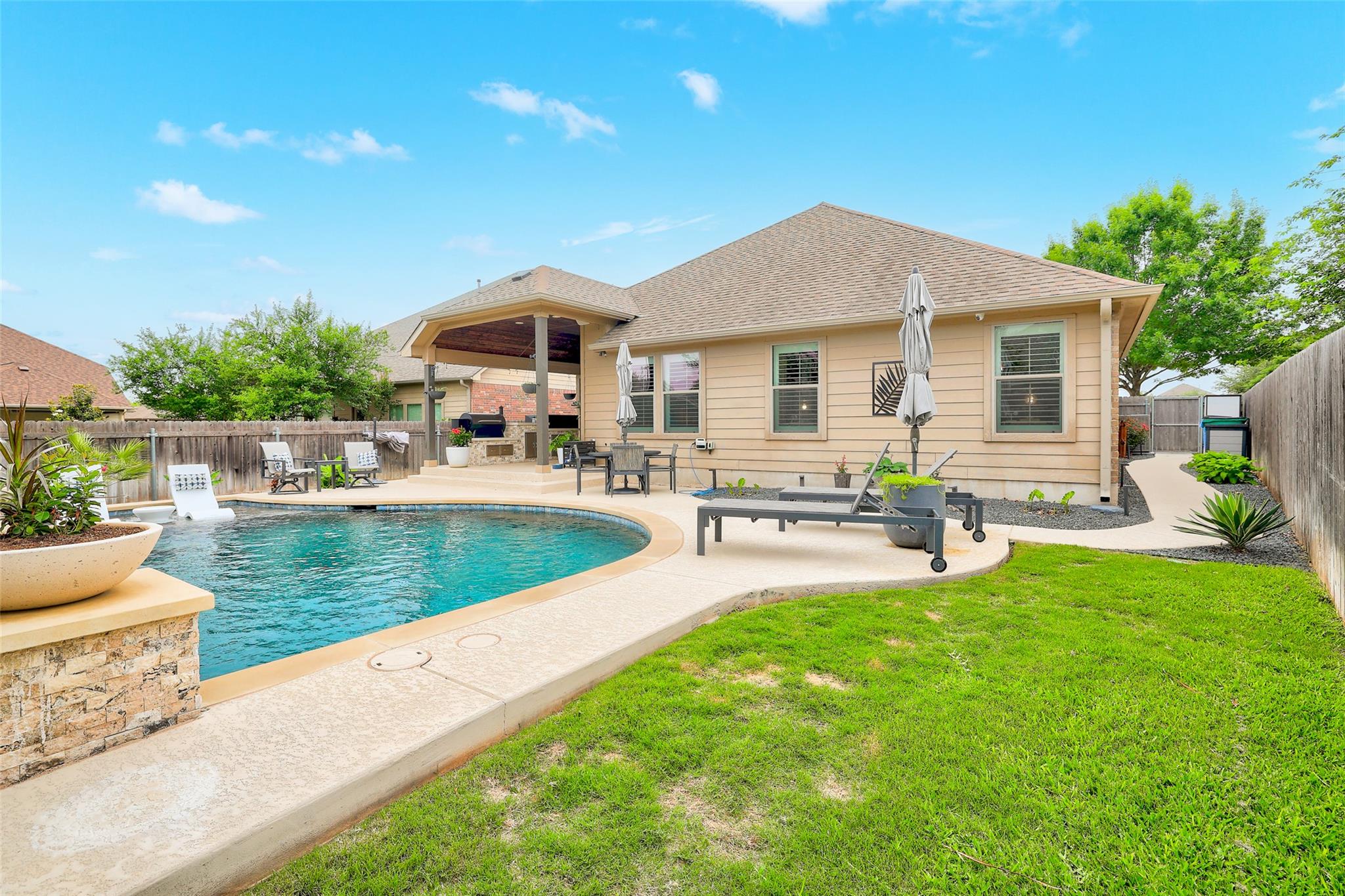 2412 Stonepath Way, Pflugerville, TX 78660