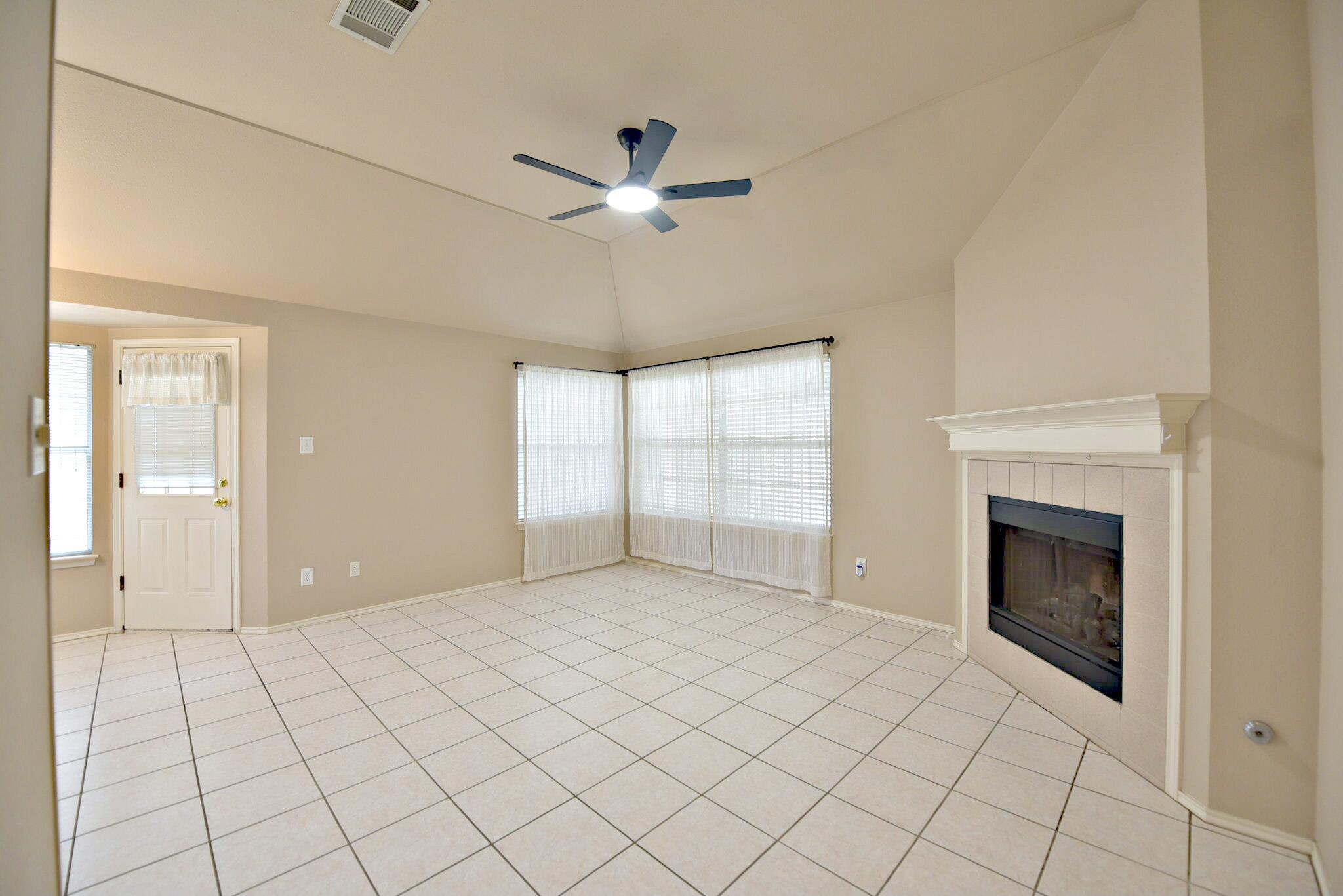 3924 Newland Dr, Round Rock, TX 78681