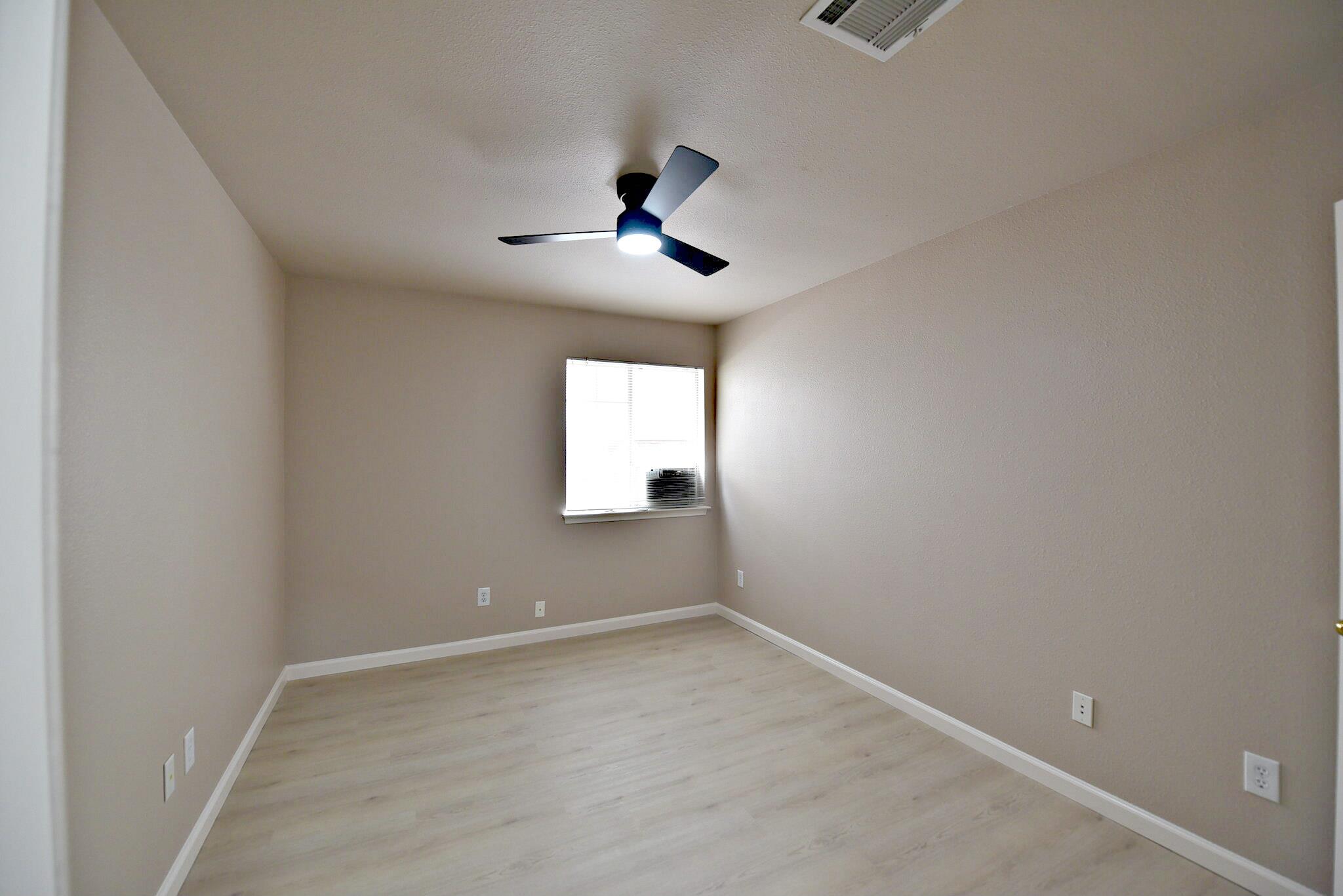 3924 Newland Dr, Round Rock, TX 78681