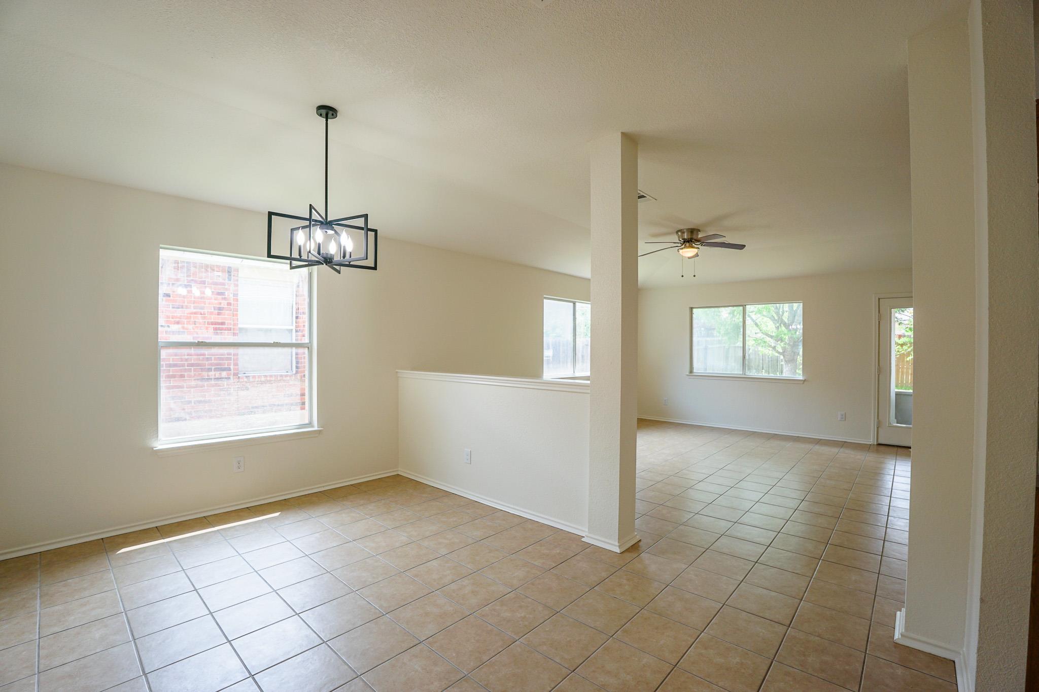 1520 Darjeeling Dr, Pflugerville, TX 78660