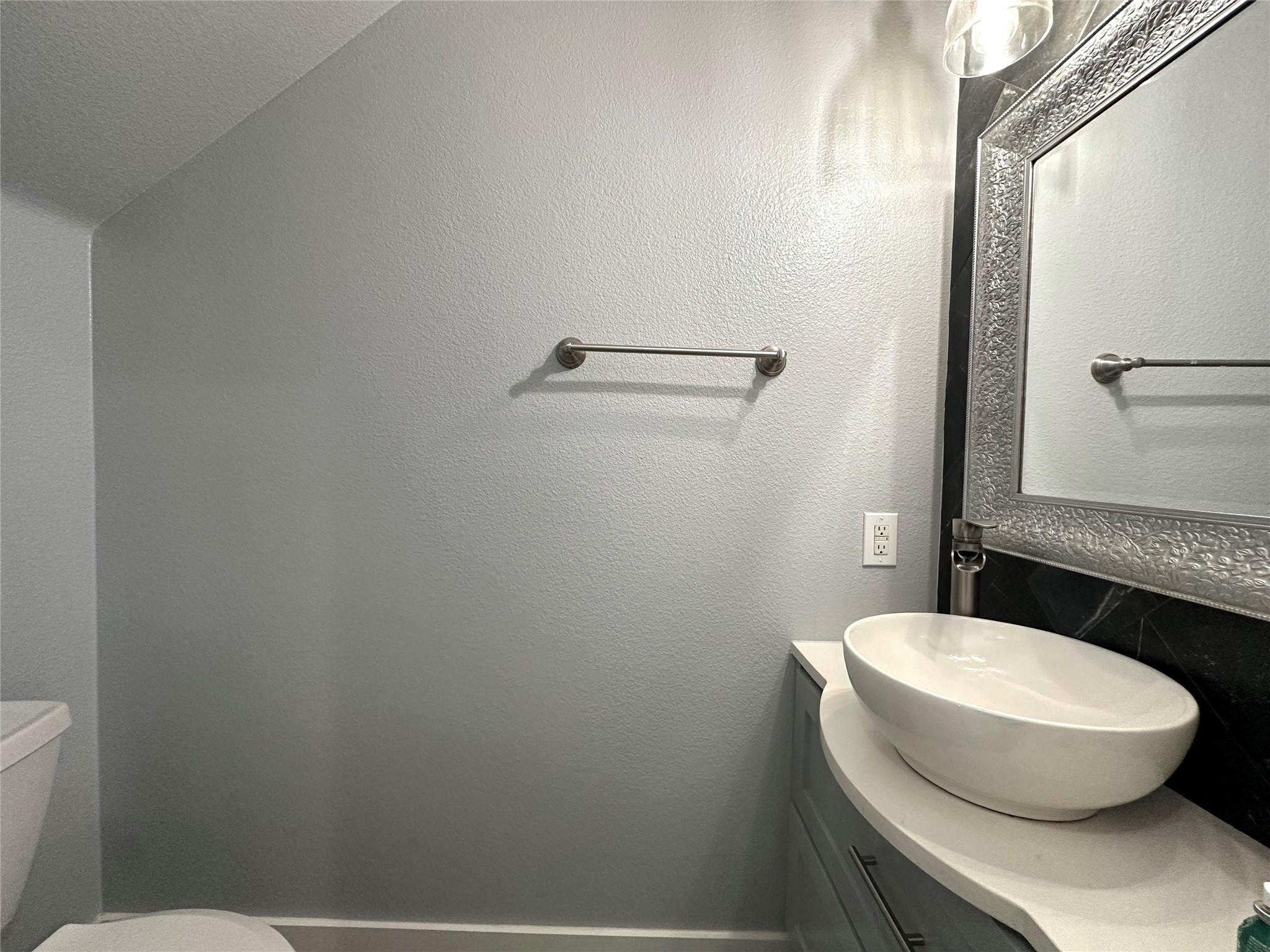 803 Mallard Lake Trl, Leander, TX 78641