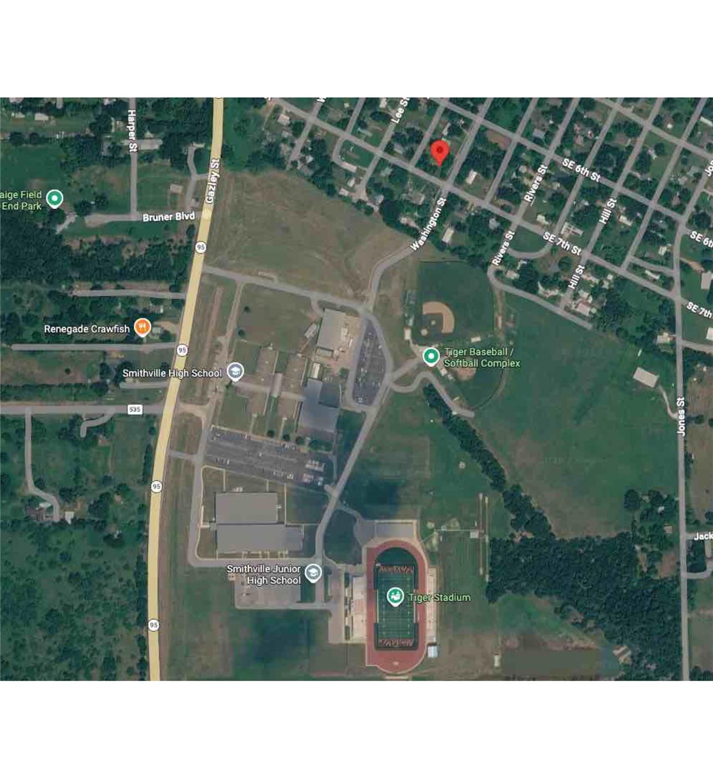 608 Washington St, Smithville, TX 78957