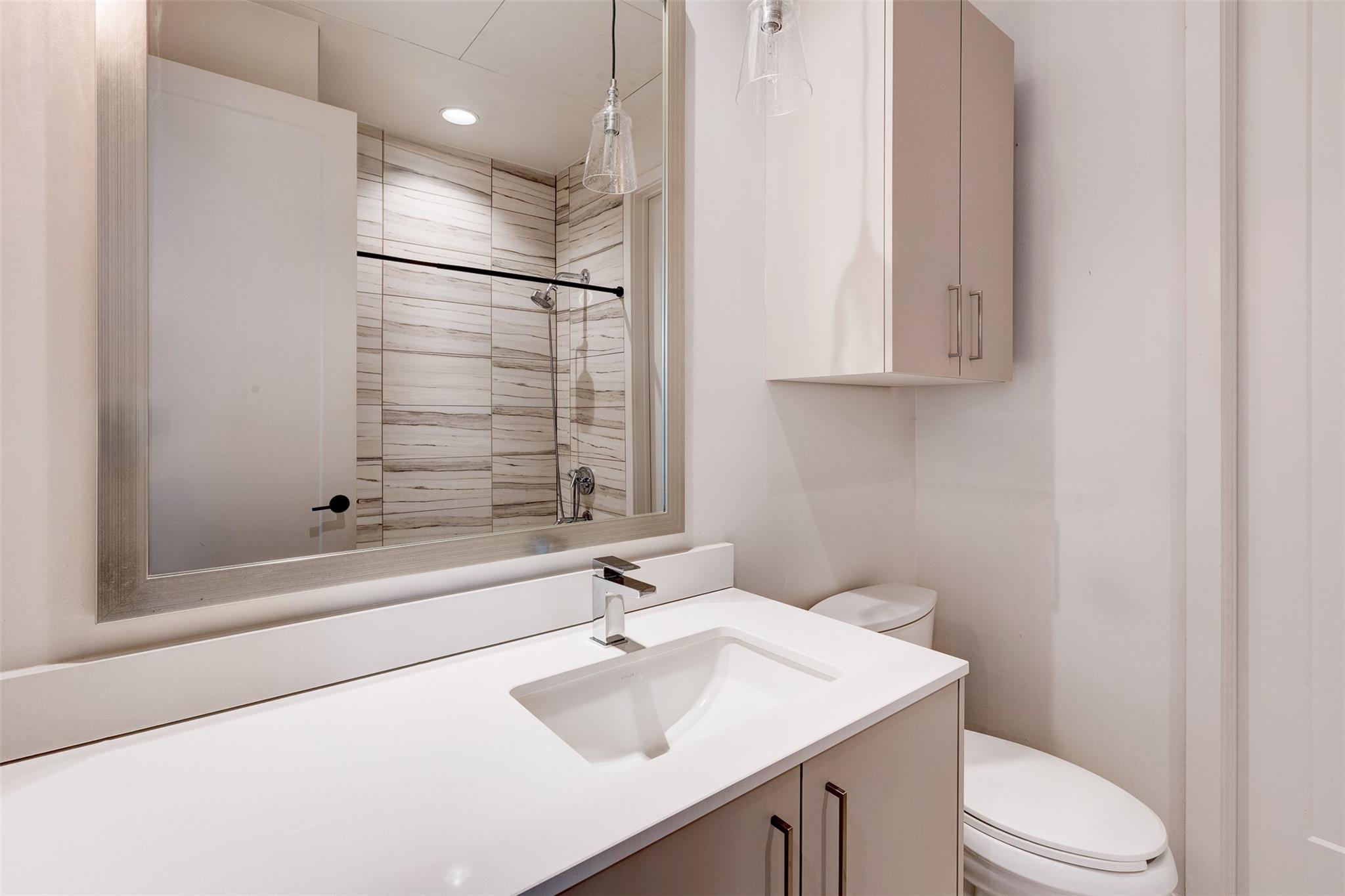 1501 E 4th St # 202, Austin, TX 78702