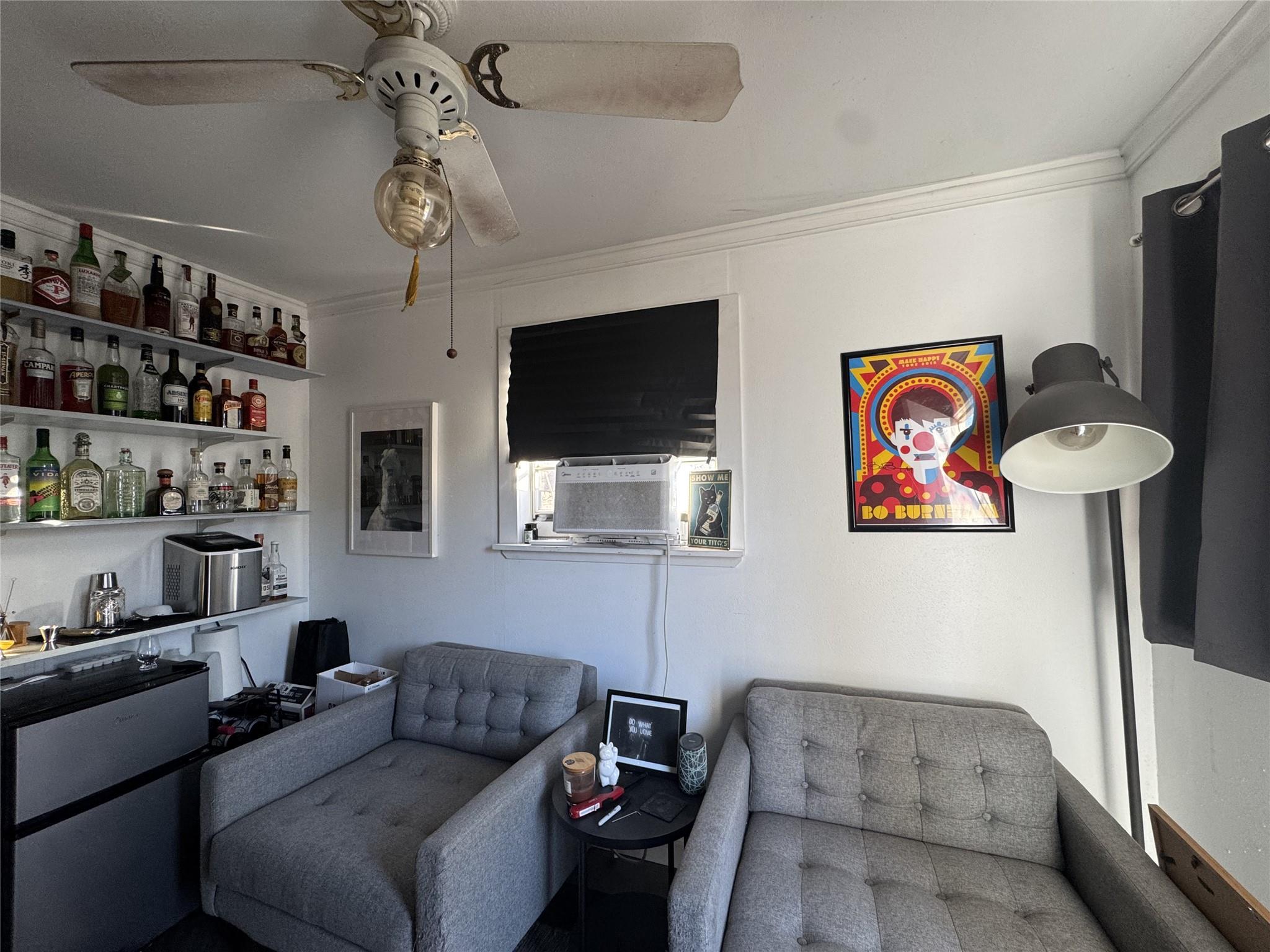 207 Chippendale Ave, Austin, TX 78745