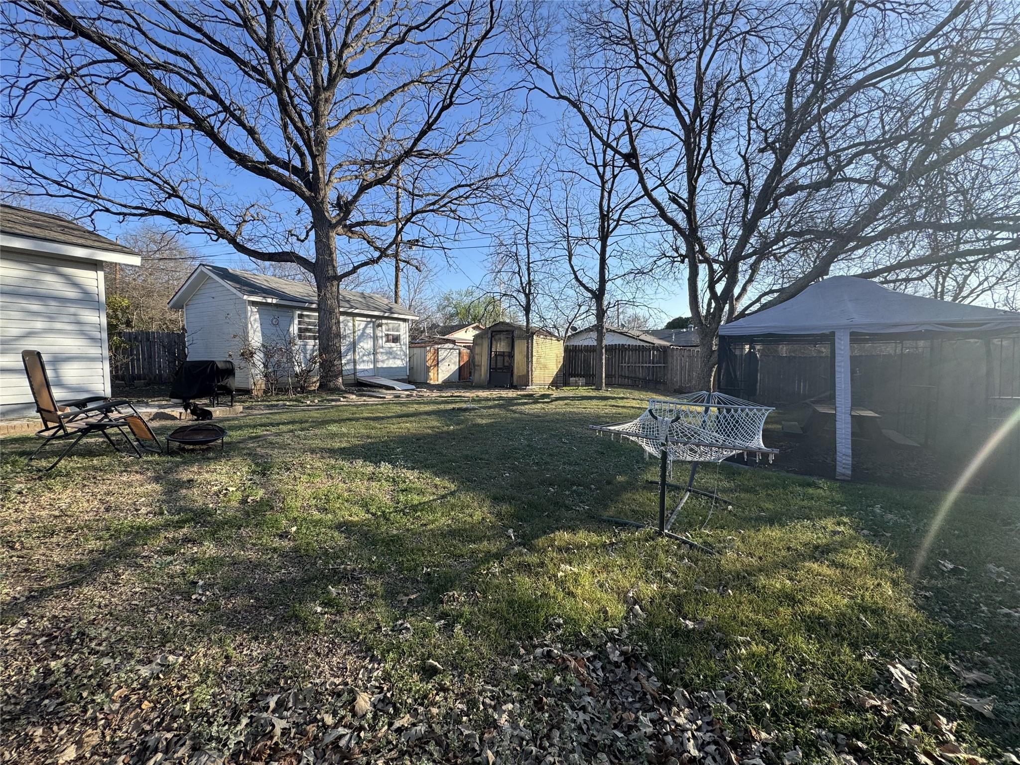 207 Chippendale Ave, Austin, TX 78745