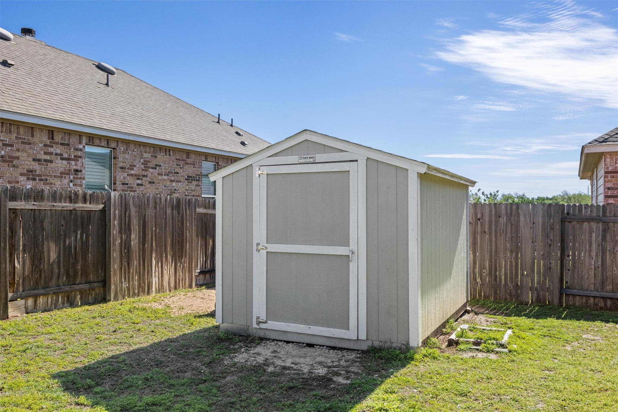 101 Muenster Dr # 154, Hutto, TX 78634