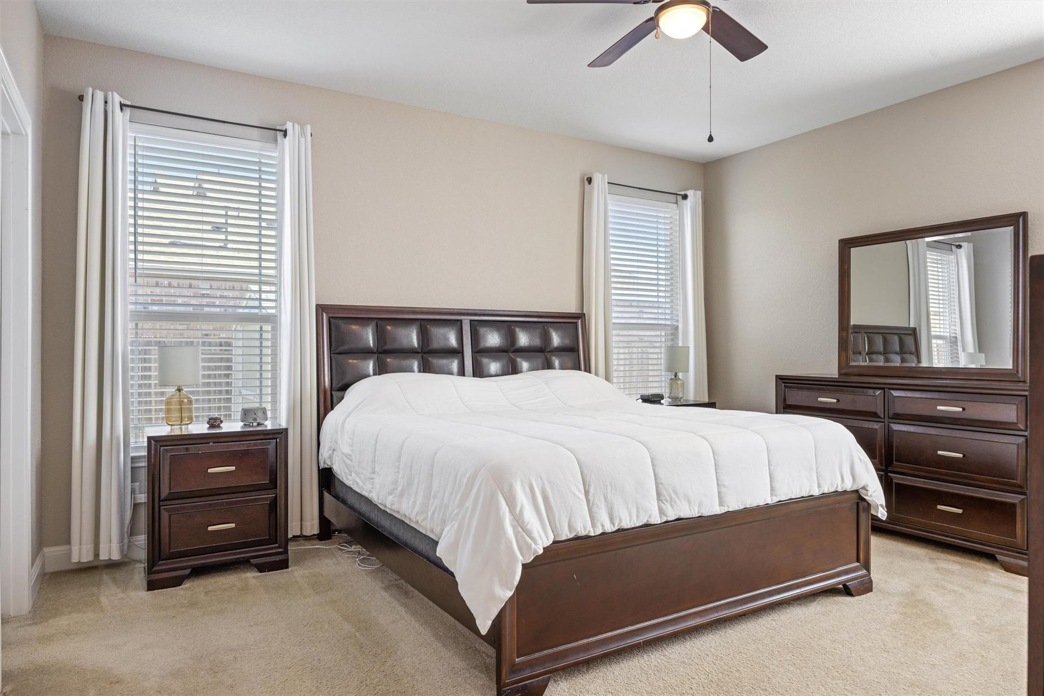 101 Muenster Dr # 154, Hutto, TX 78634