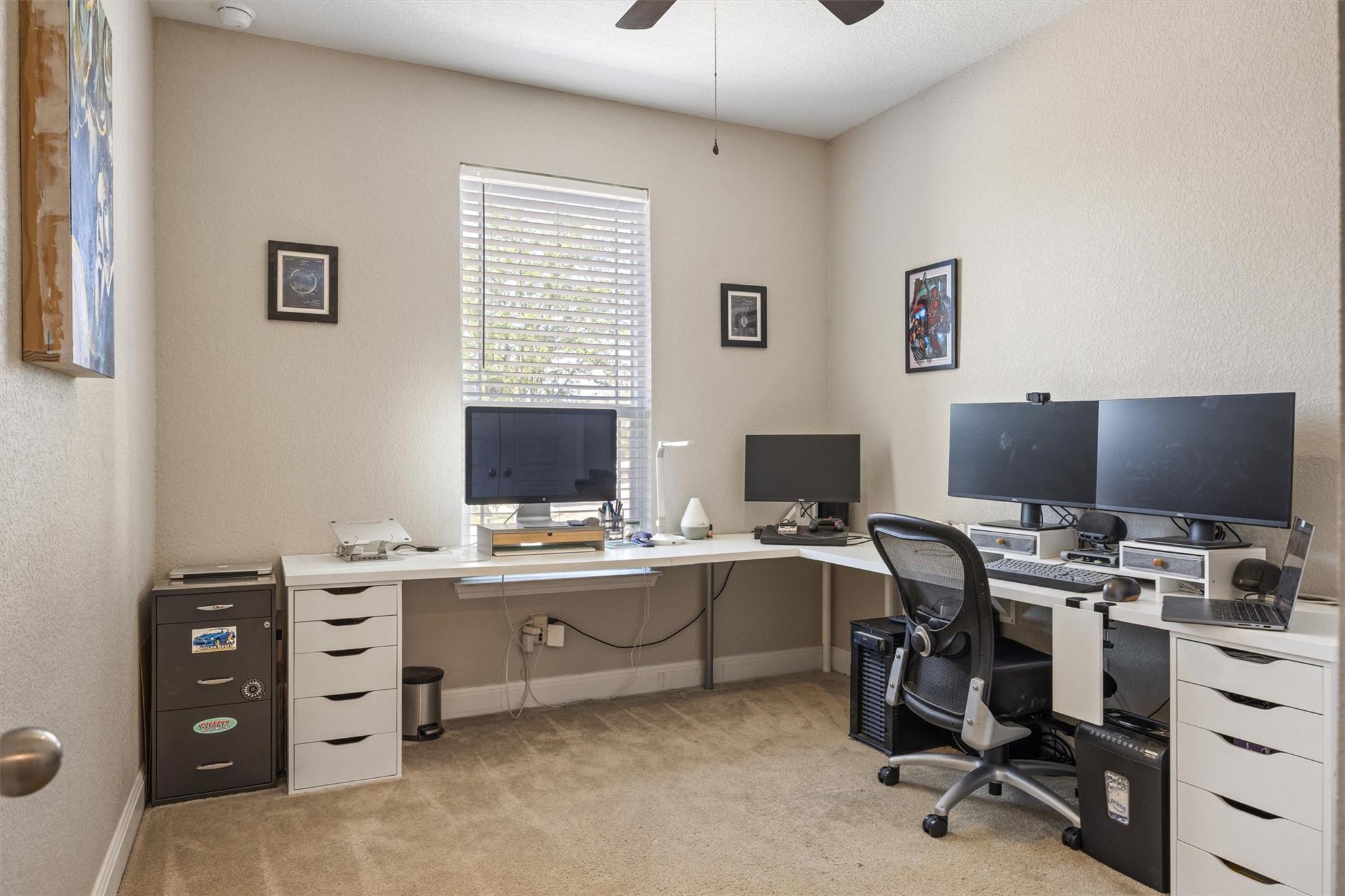 101 Muenster Dr # 154, Hutto, TX 78634