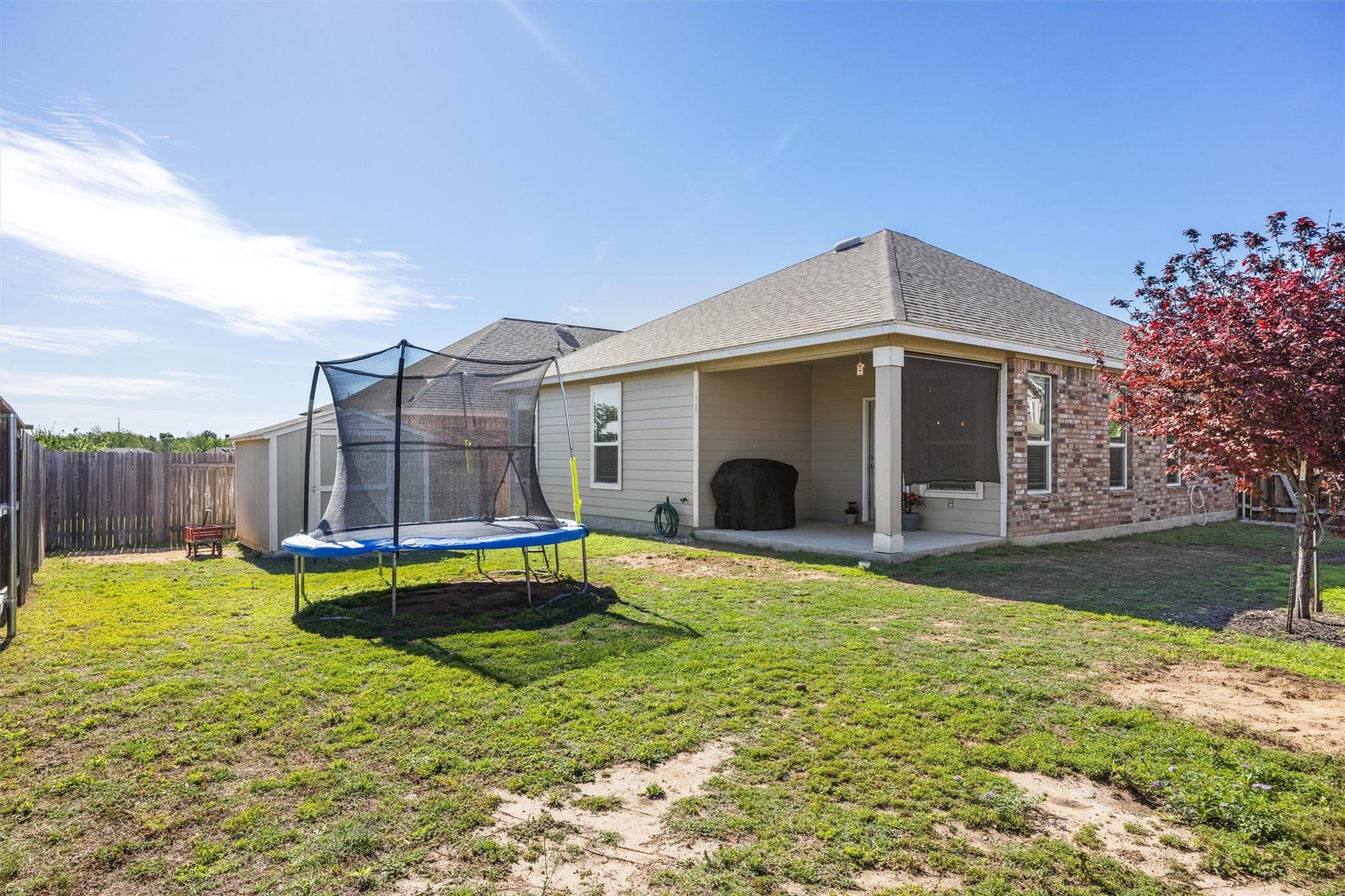 101 Muenster Dr # 154, Hutto, TX 78634
