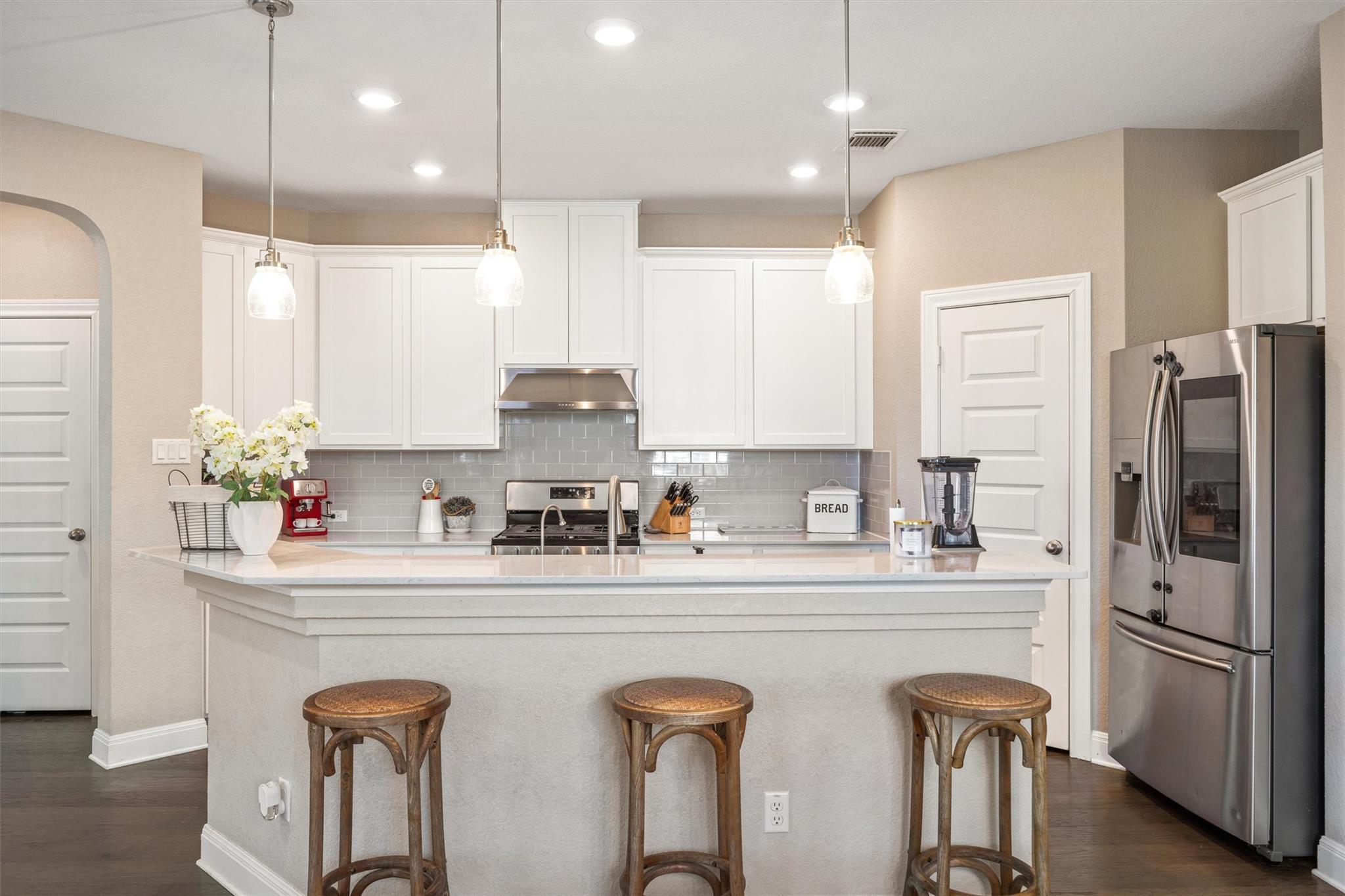 101 Muenster Dr # 154, Hutto, TX 78634