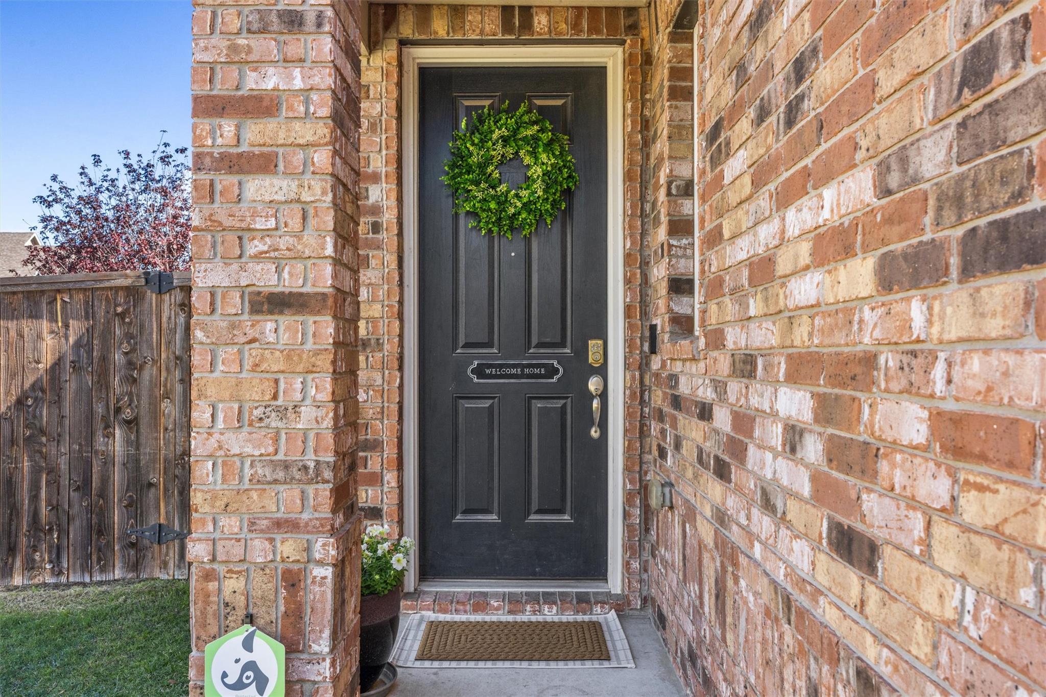 101 Muenster Dr # 154, Hutto, TX 78634