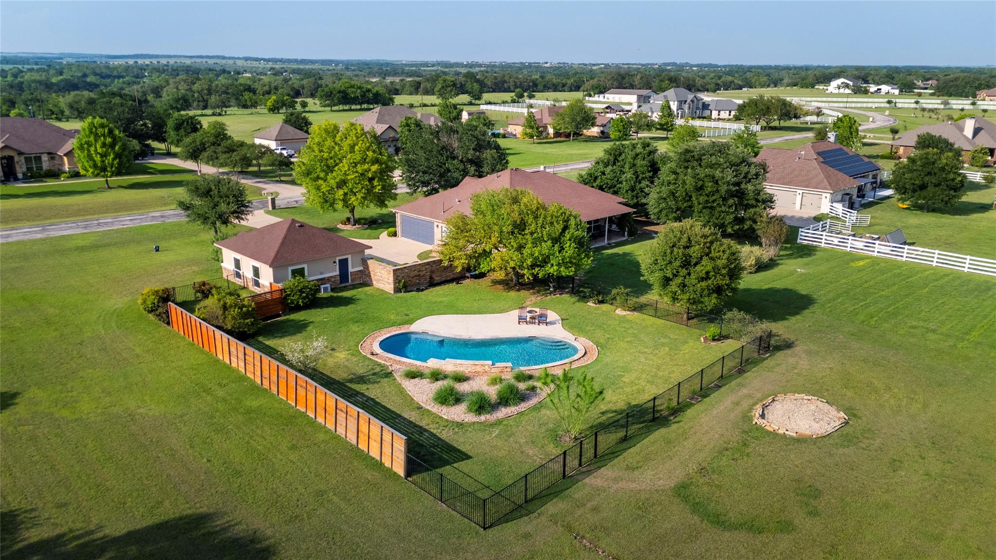 266 Courtnees Way, Georgetown, TX 78626