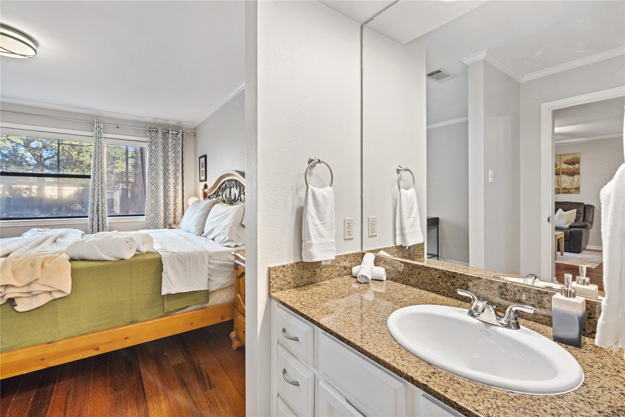 8888 Tallwood Dr # 1107, Austin, TX 78759