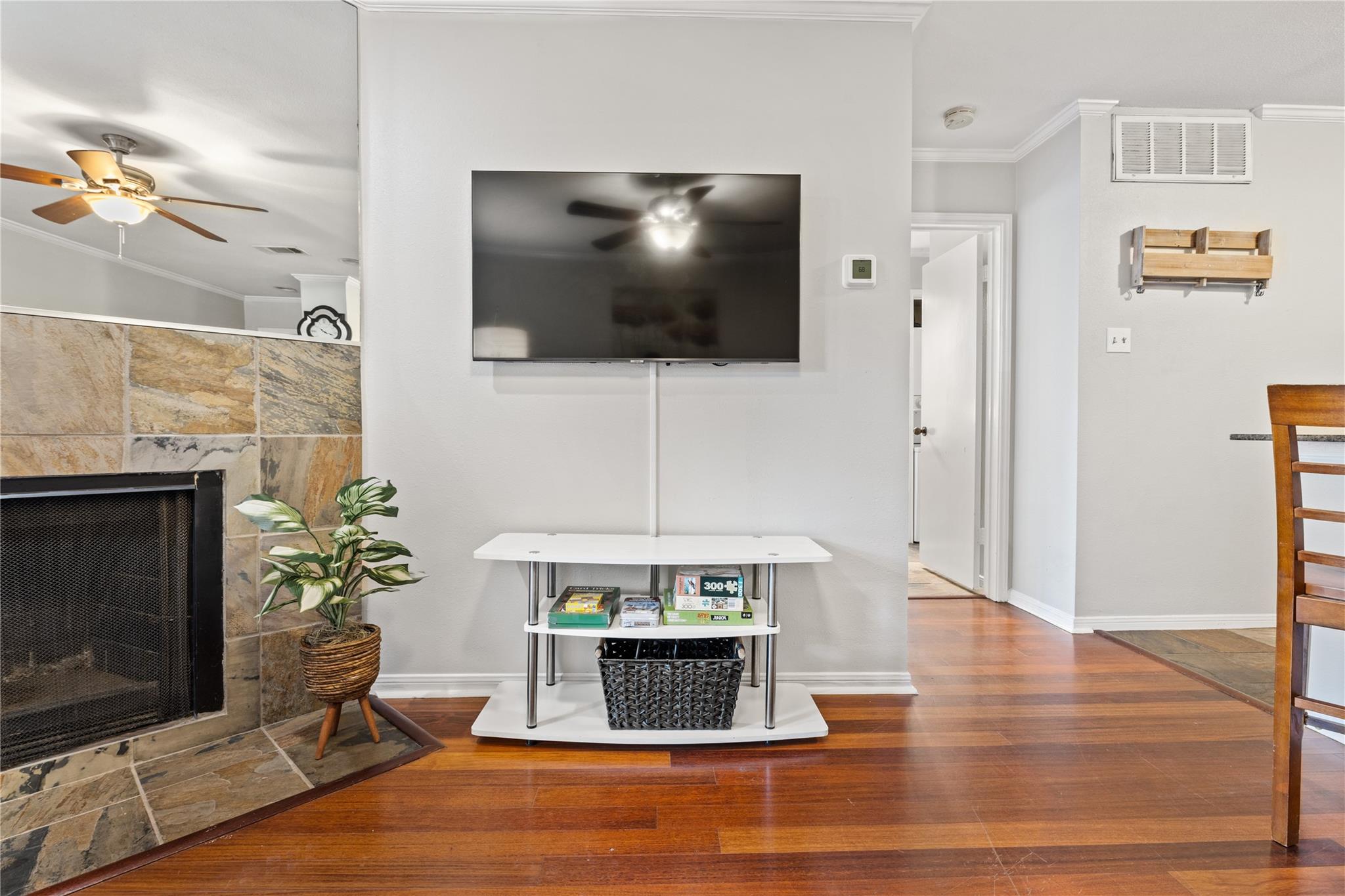 8888 Tallwood Dr # 1107, Austin, TX 78759