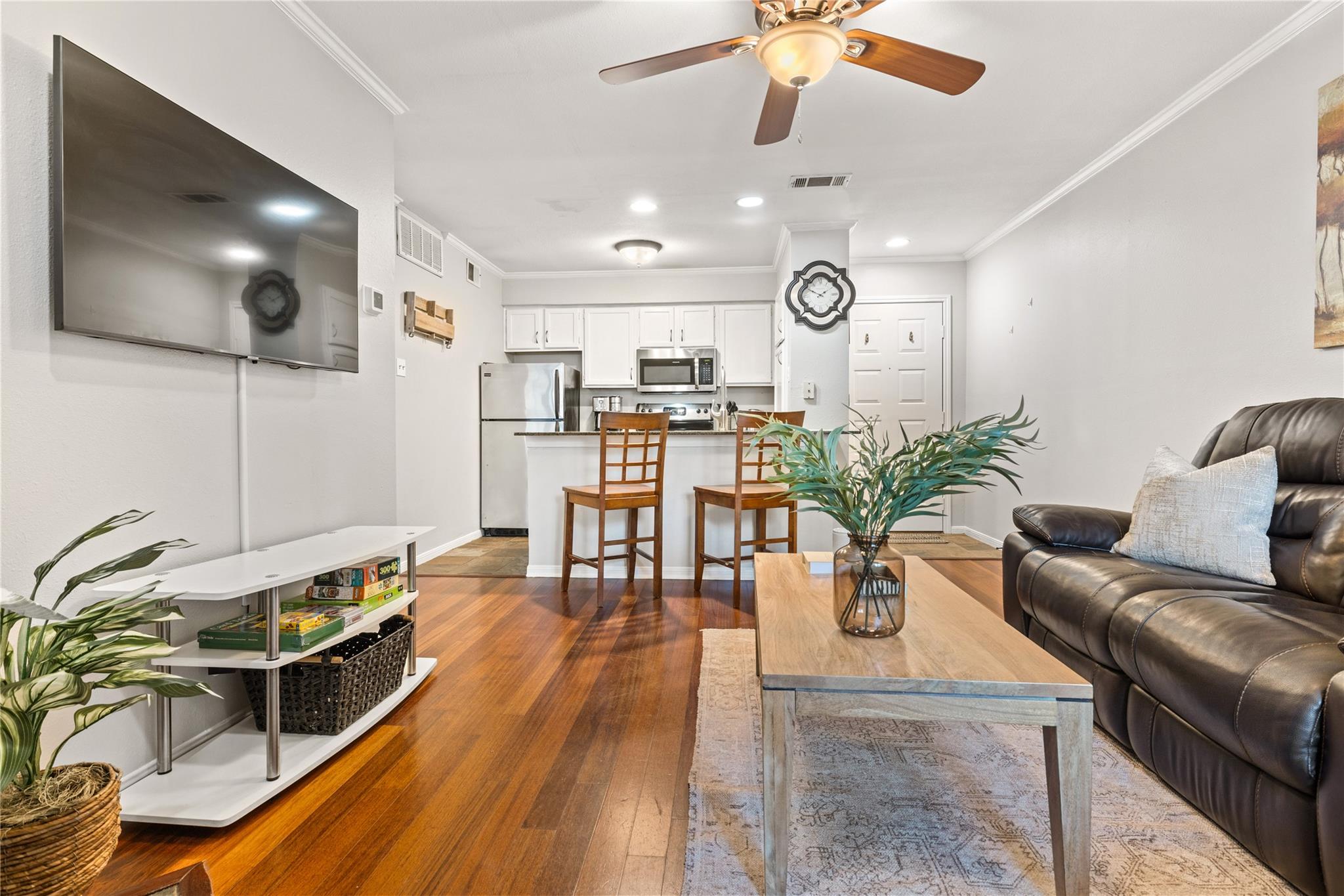 8888 Tallwood Dr # 1107, Austin, TX 78759