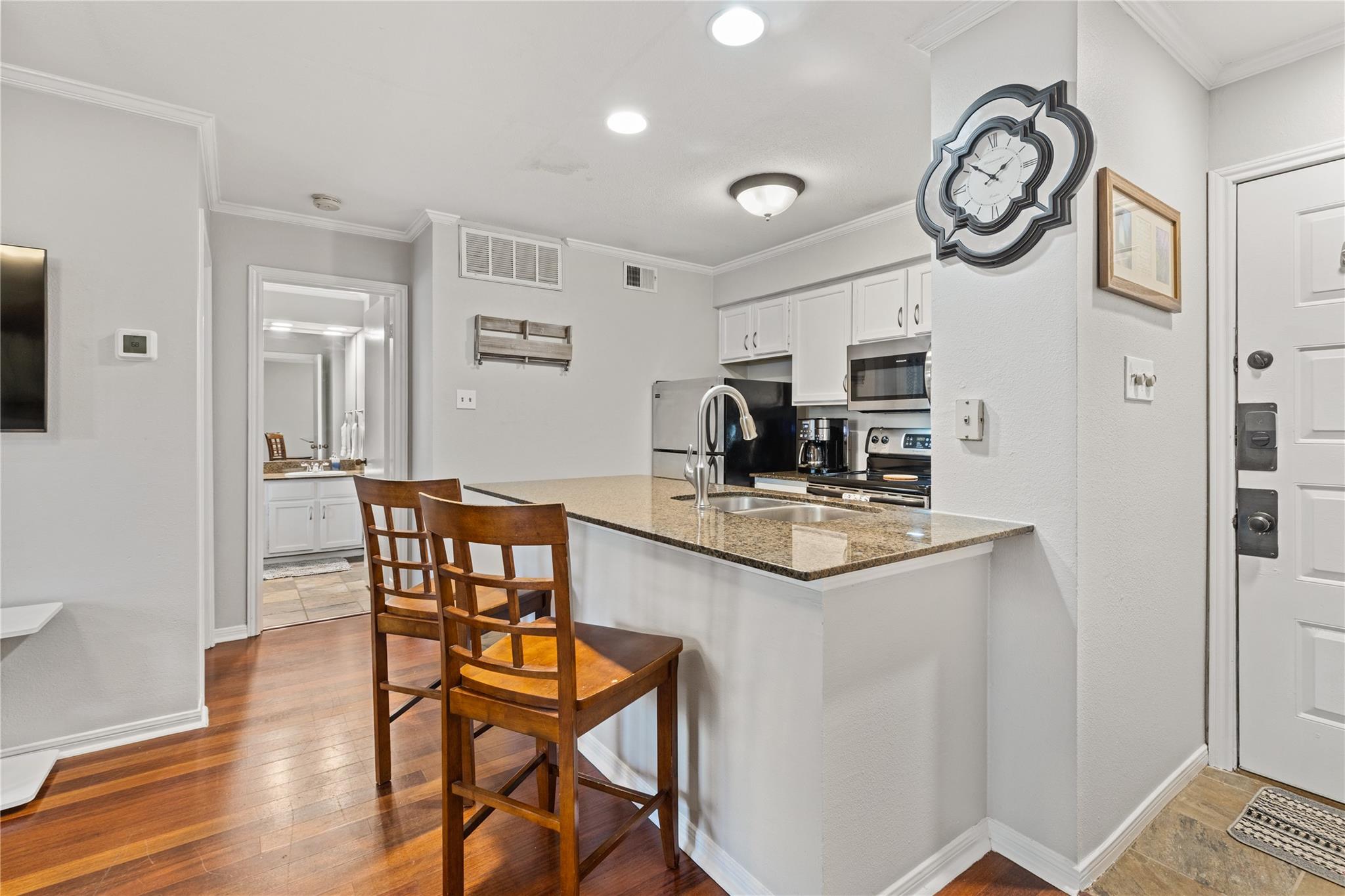 8888 Tallwood Dr # 1107, Austin, TX 78759