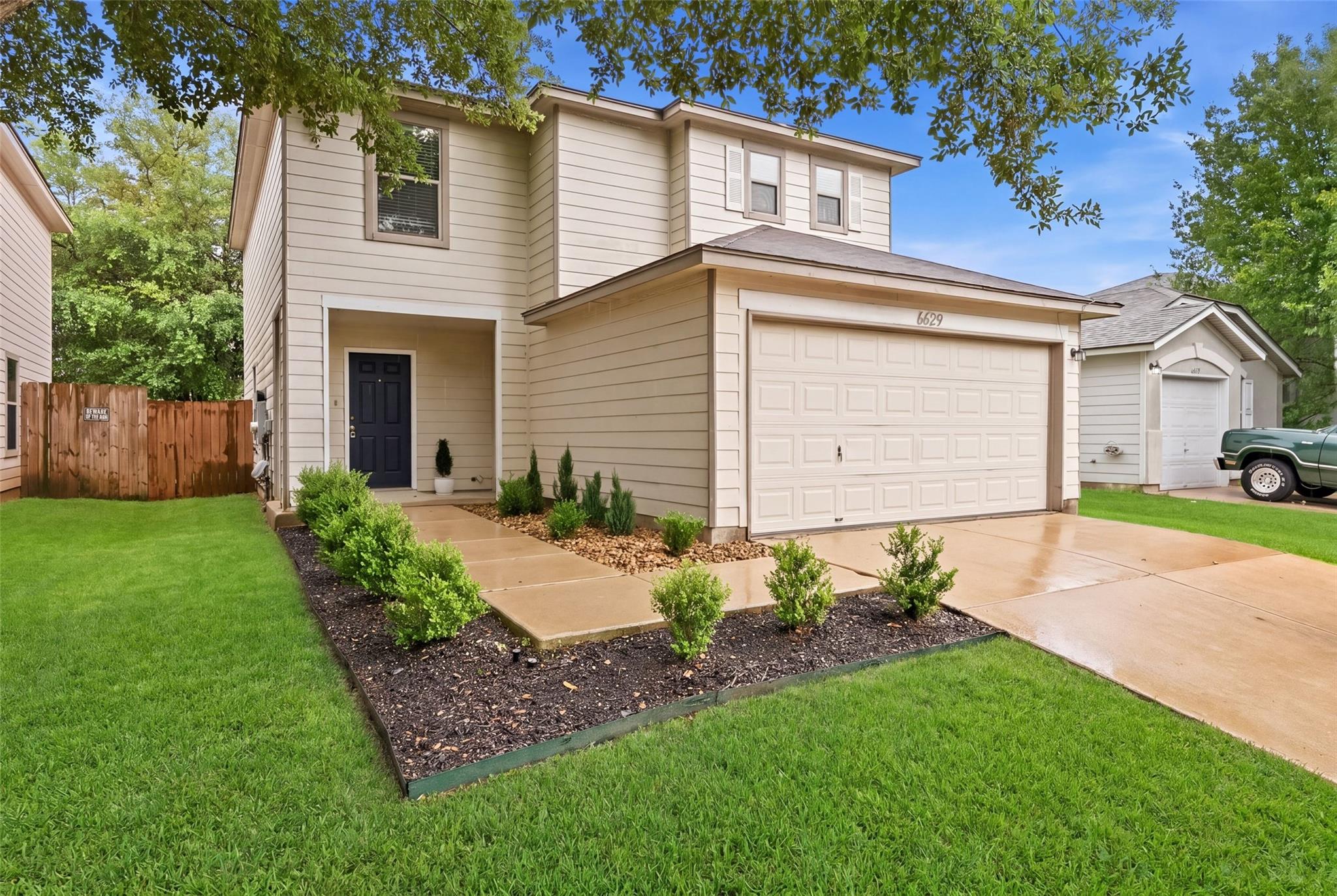 6629 Doyal Dr, Austin, TX 78747