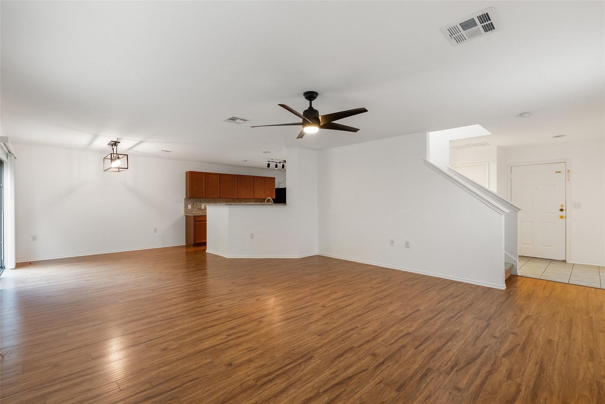 6629 Doyal Dr, Austin, TX 78747