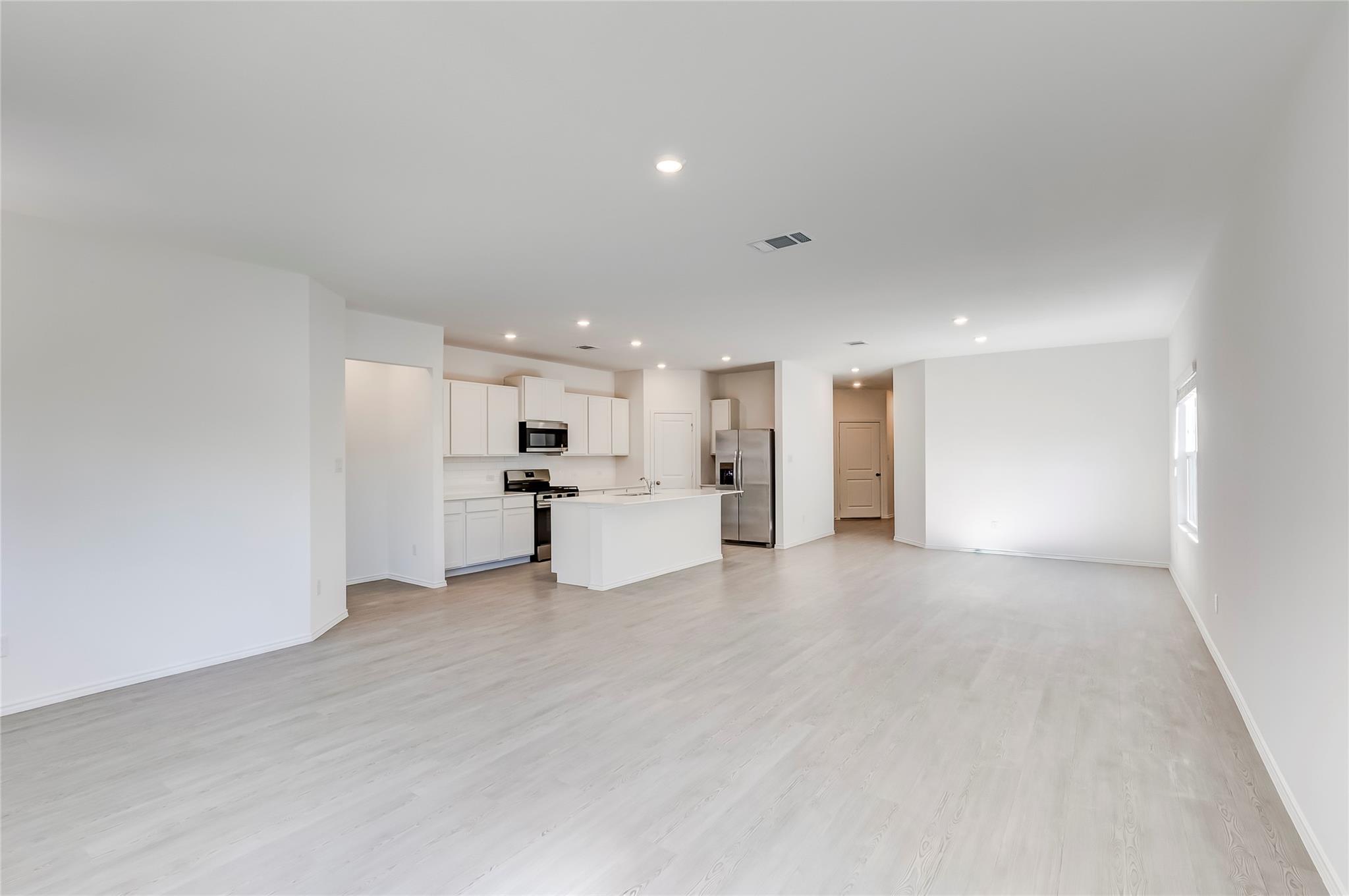173 Cibolo Creek Loop, Bastrop, TX 78602