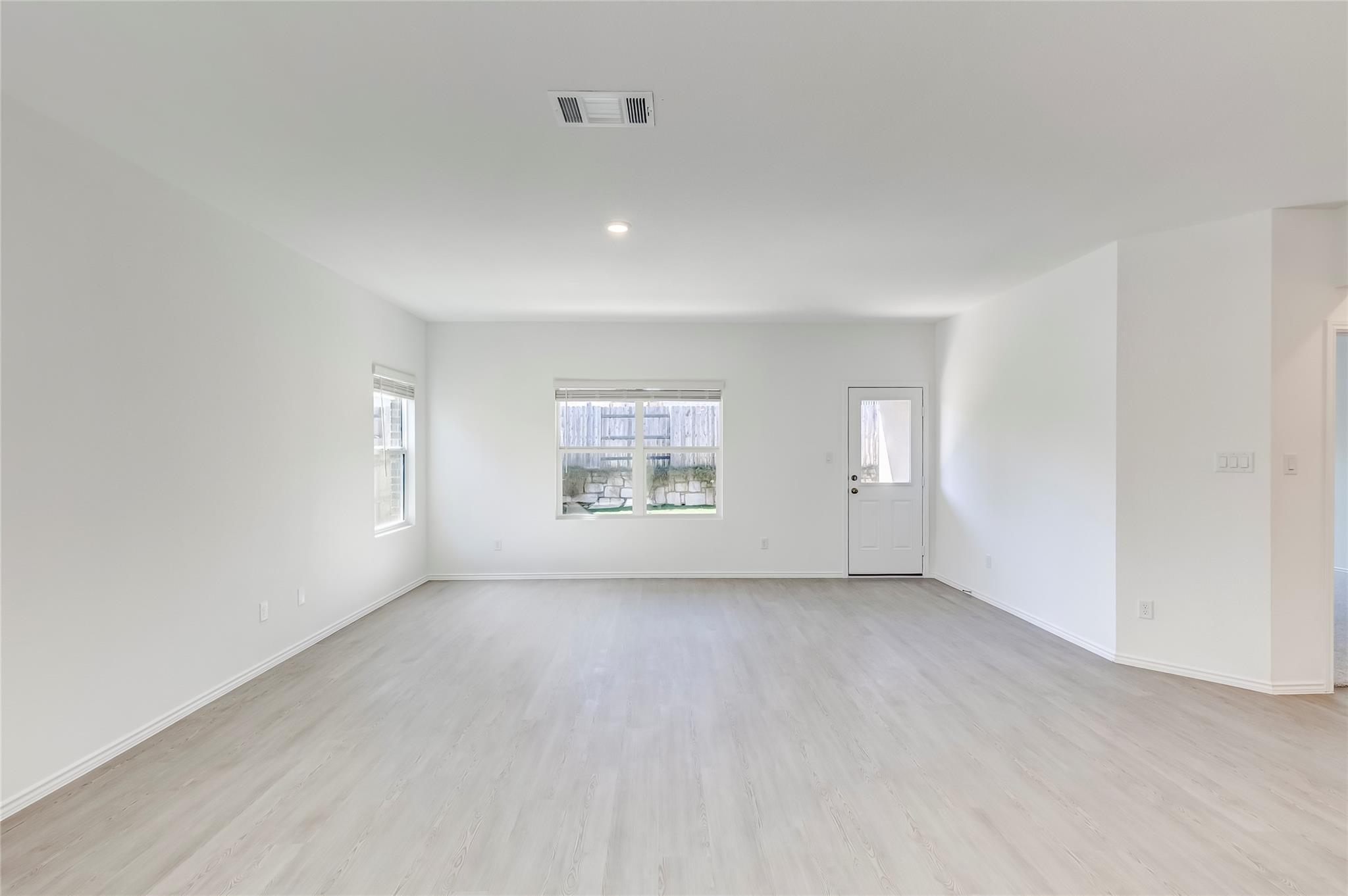 173 Cibolo Creek Loop, Bastrop, TX 78602
