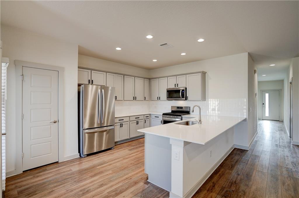 280 Tequilana Pass, Leander, TX 78641