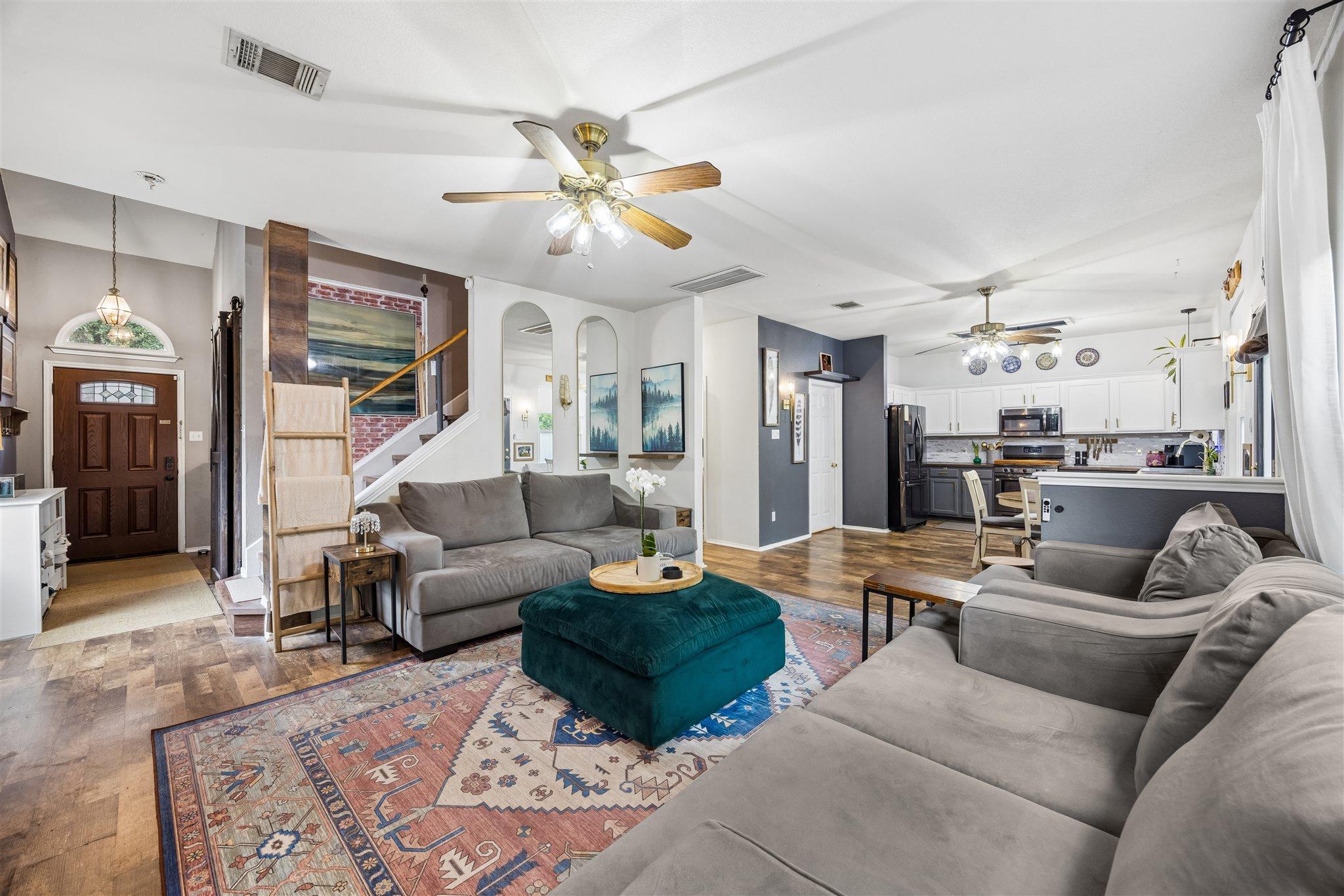 614 Paso Fino Trl, Cedar Park, TX 78613