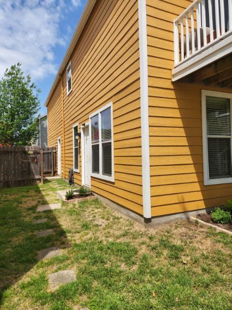 260 Trestle Tree # C, San Marcos, TX 78666