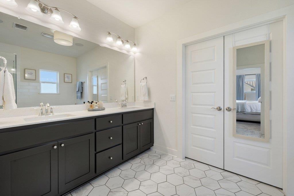 5009 Camacho St, Austin, TX 78723