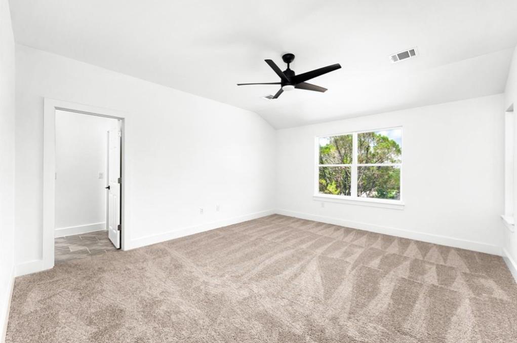 5102 Moss Pt, Lago Vista, TX 78645