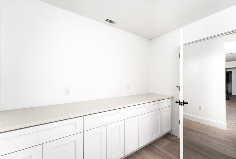 5102 Moss Pt, Lago Vista, TX 78645