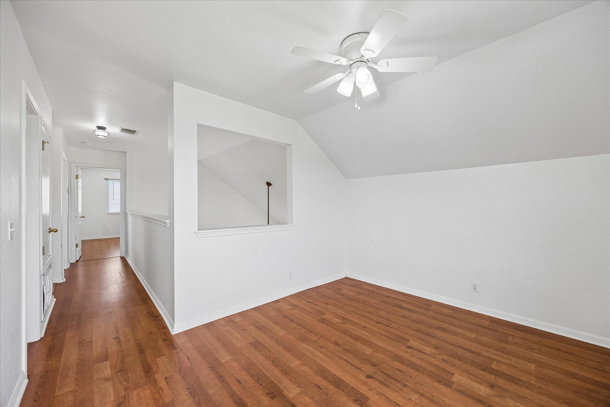 124 Lago Grande Dr, Kyle, TX 78640