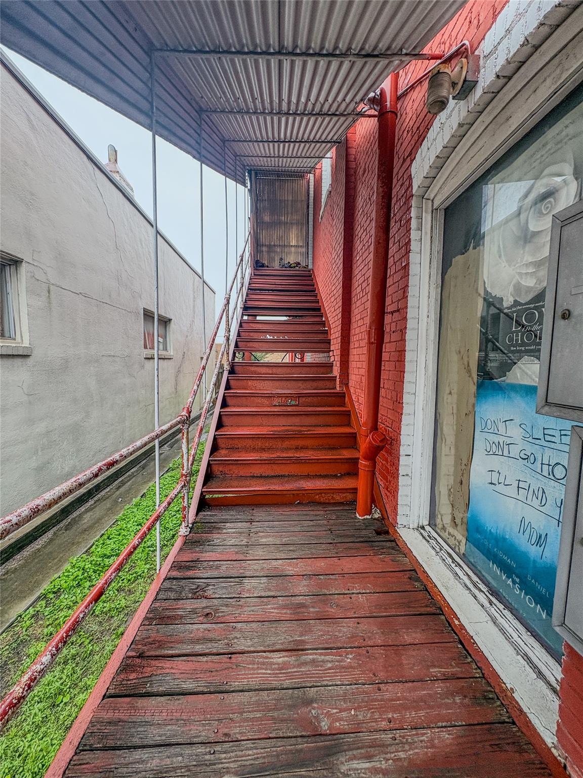 161 S. Main St, Giddings, TX 78942