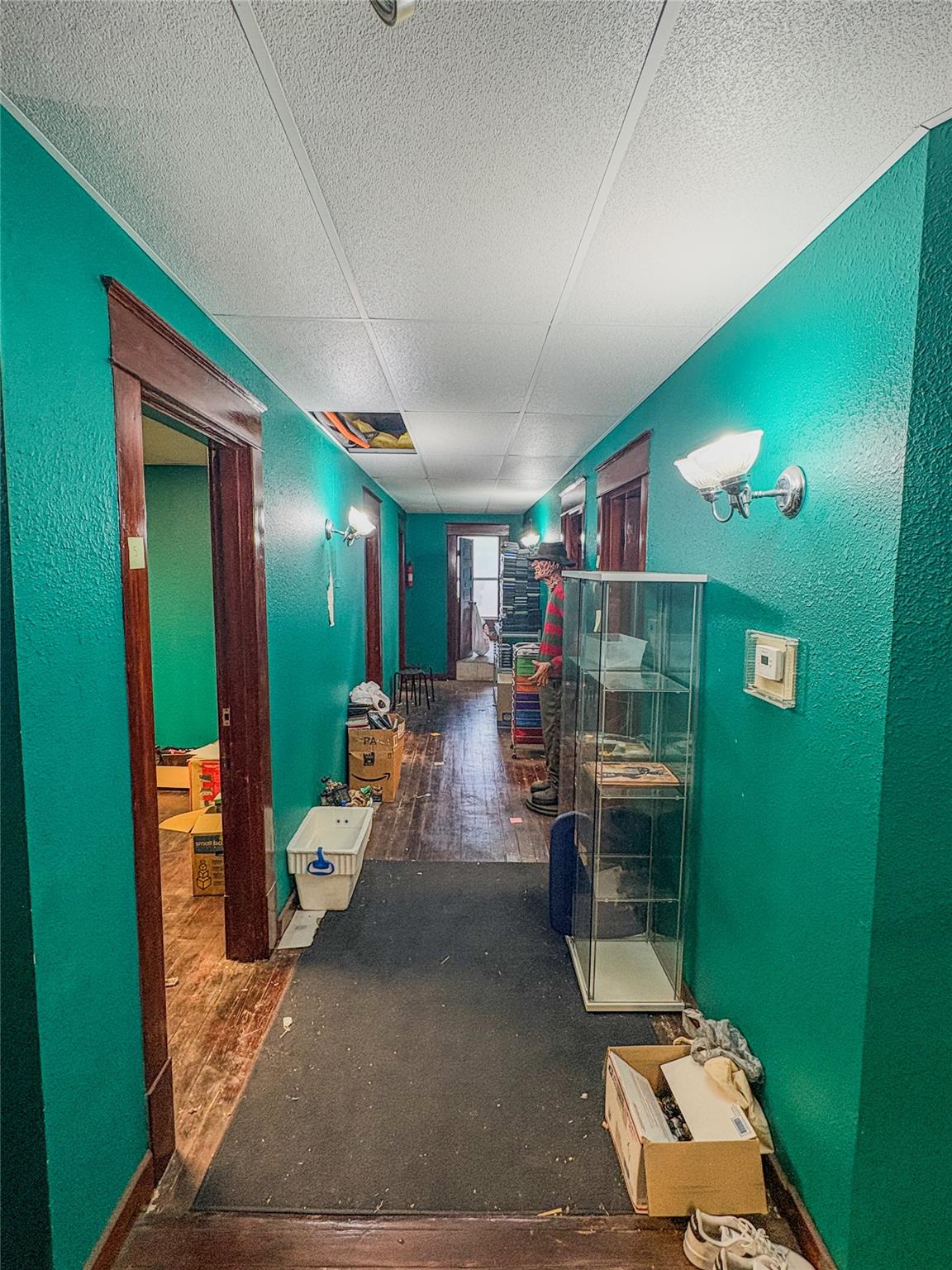 161 S. Main St, Giddings, TX 78942