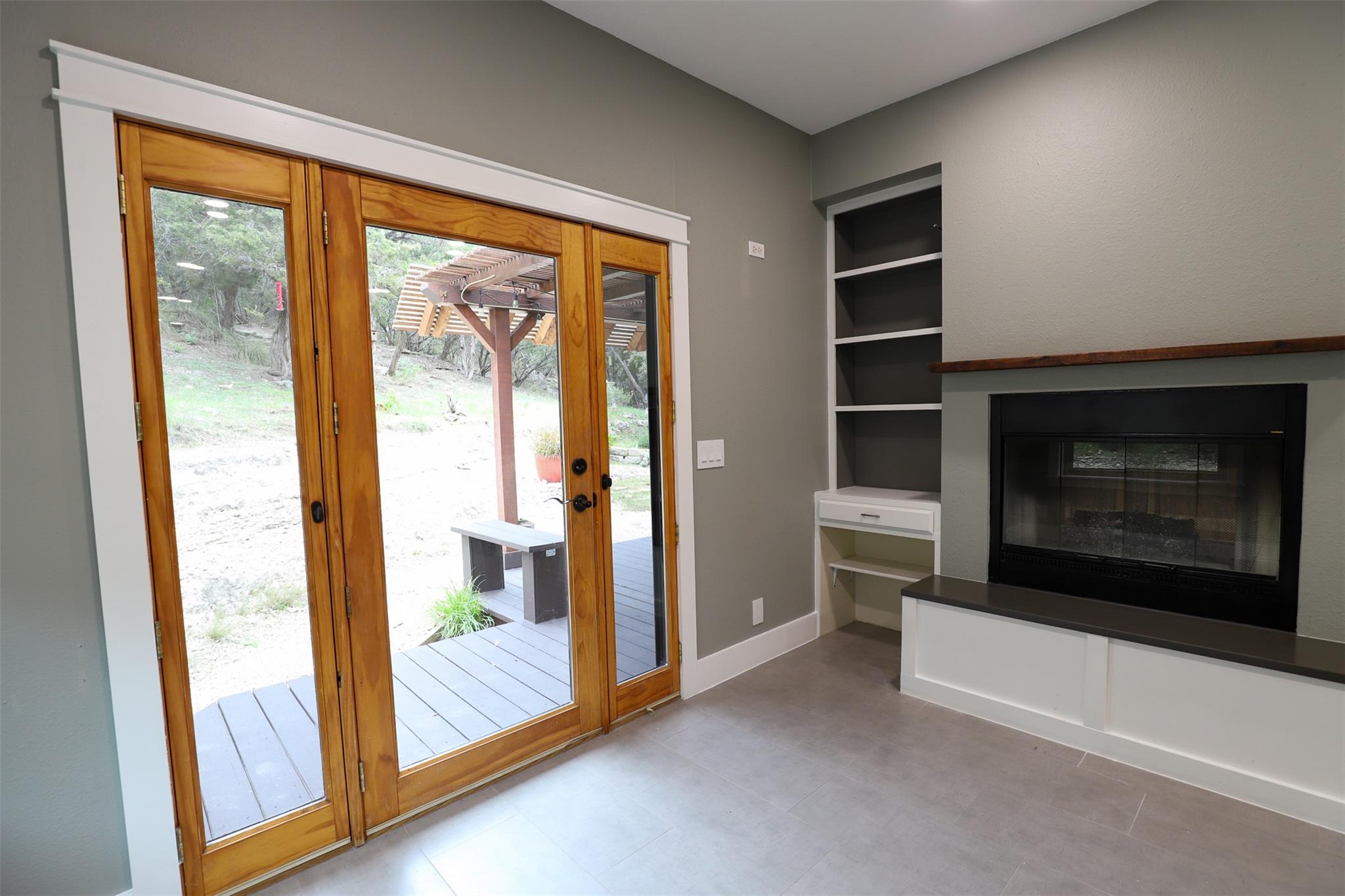 8205 Mescalero Dr, Austin, TX 78736