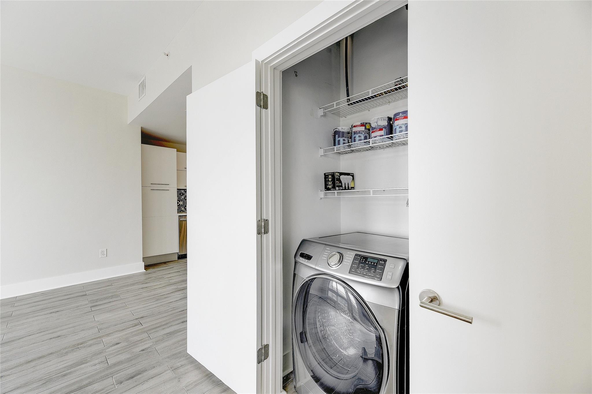 603 Davis St # 1205, Austin, TX 78701