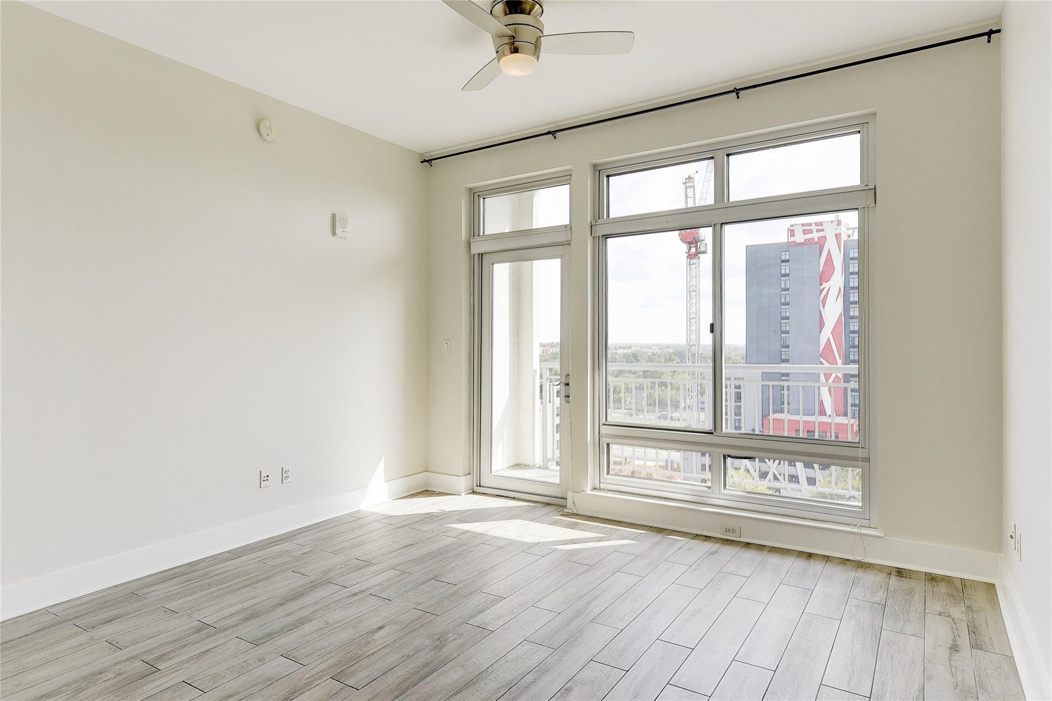 603 Davis St # 1205, Austin, TX 78701