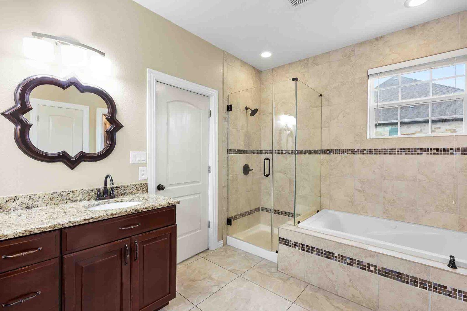 323 Woodbrook Trl, Buda, TX 78610