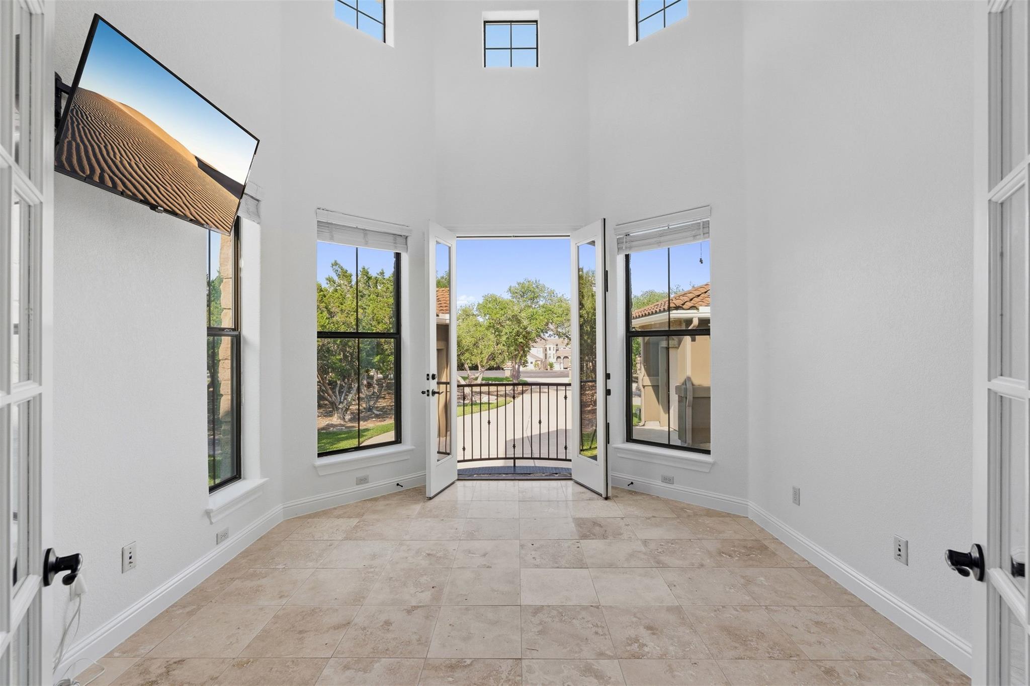 1001 Villa Hill Dr, Leander, TX 78641