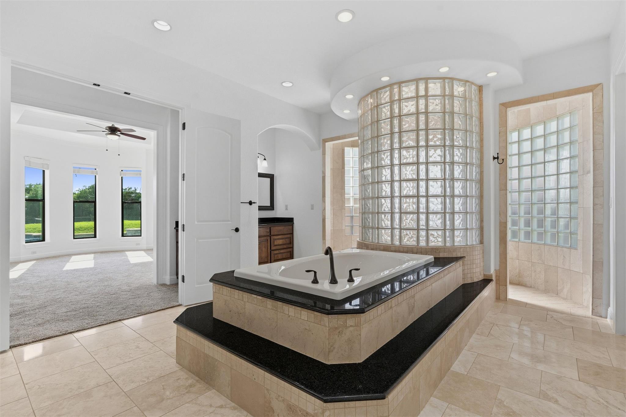 1001 Villa Hill Dr, Leander, TX 78641