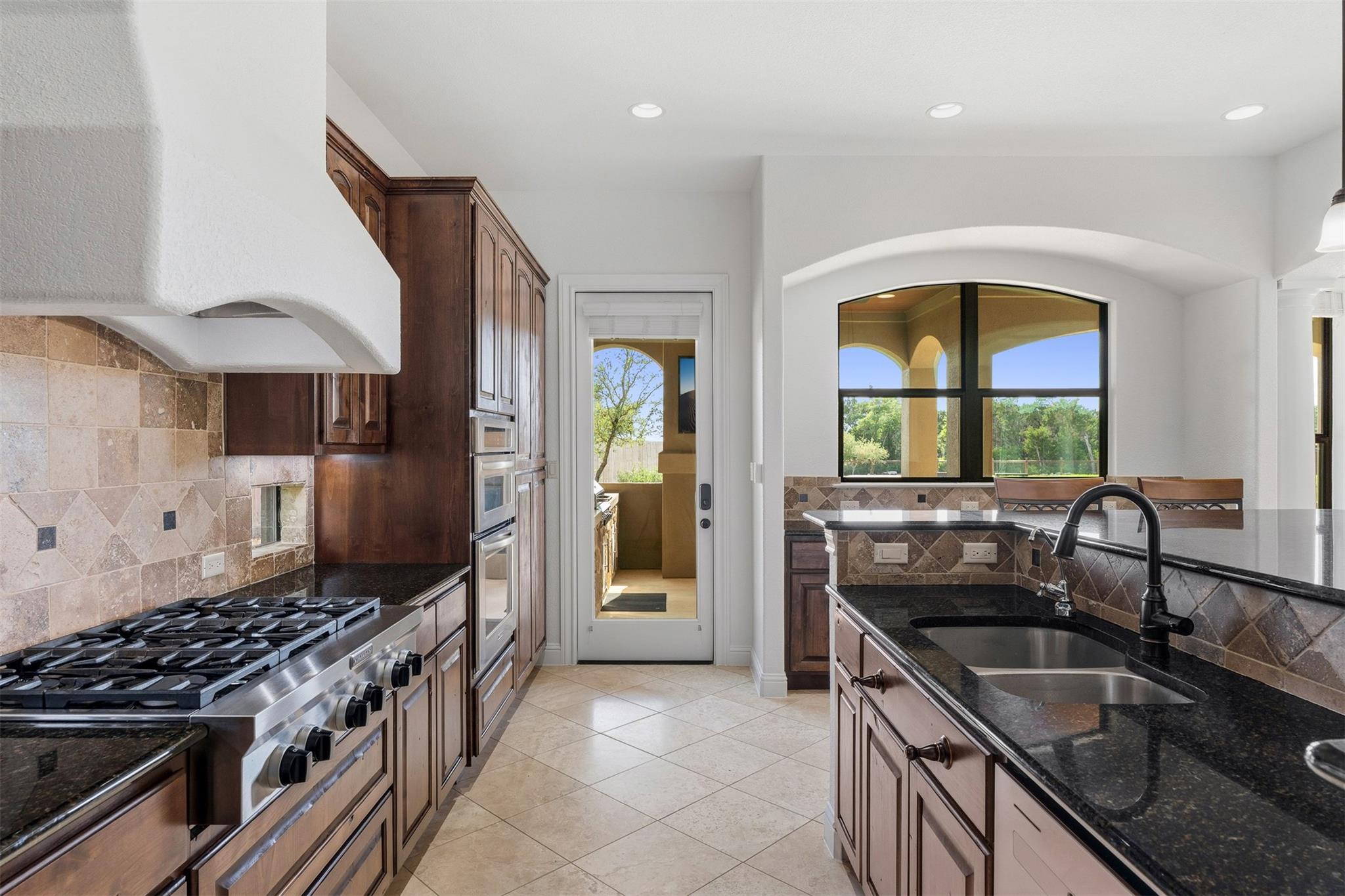 1001 Villa Hill Dr, Leander, TX 78641