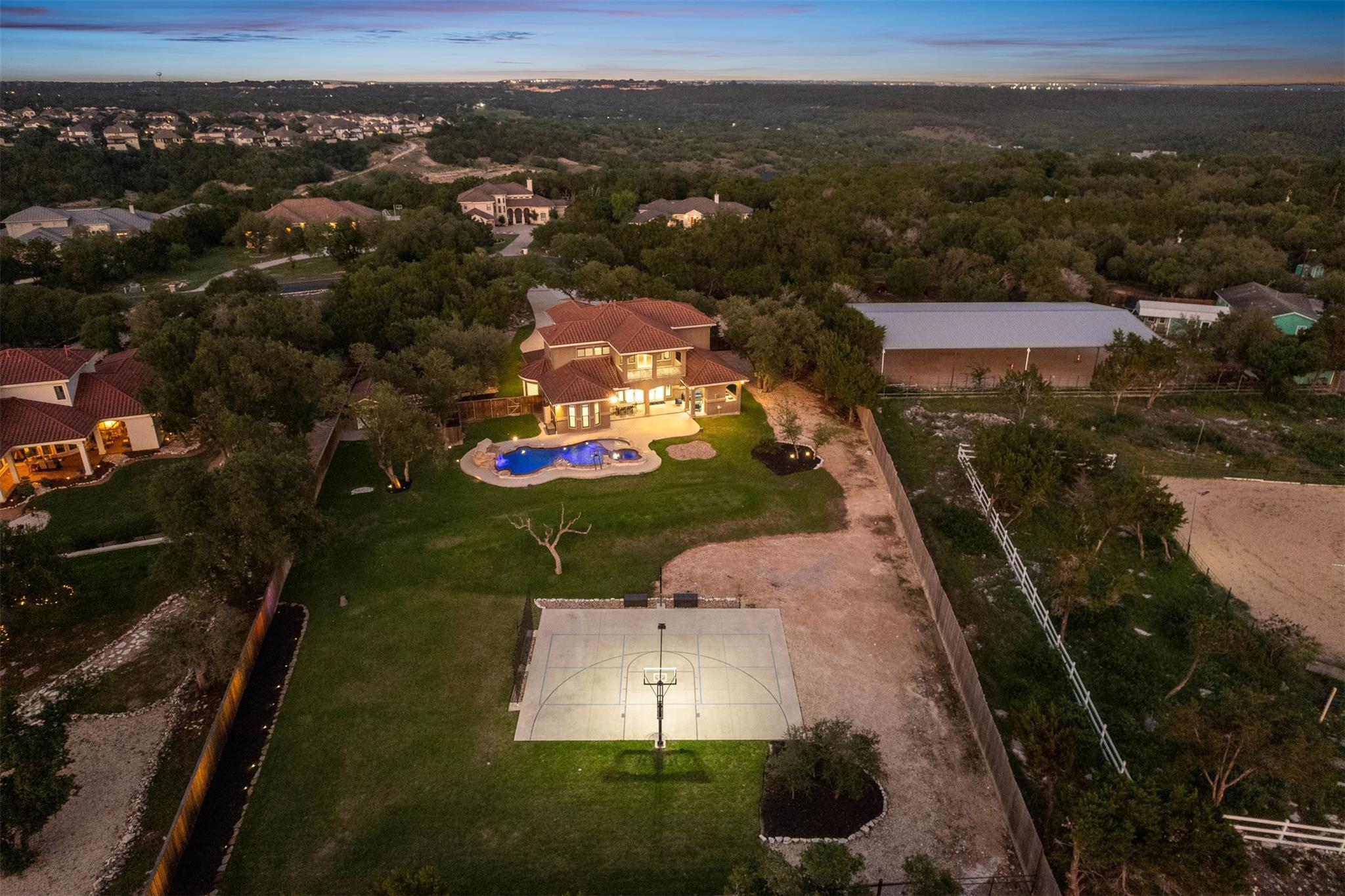 1001 Villa Hill Dr, Leander, TX 78641