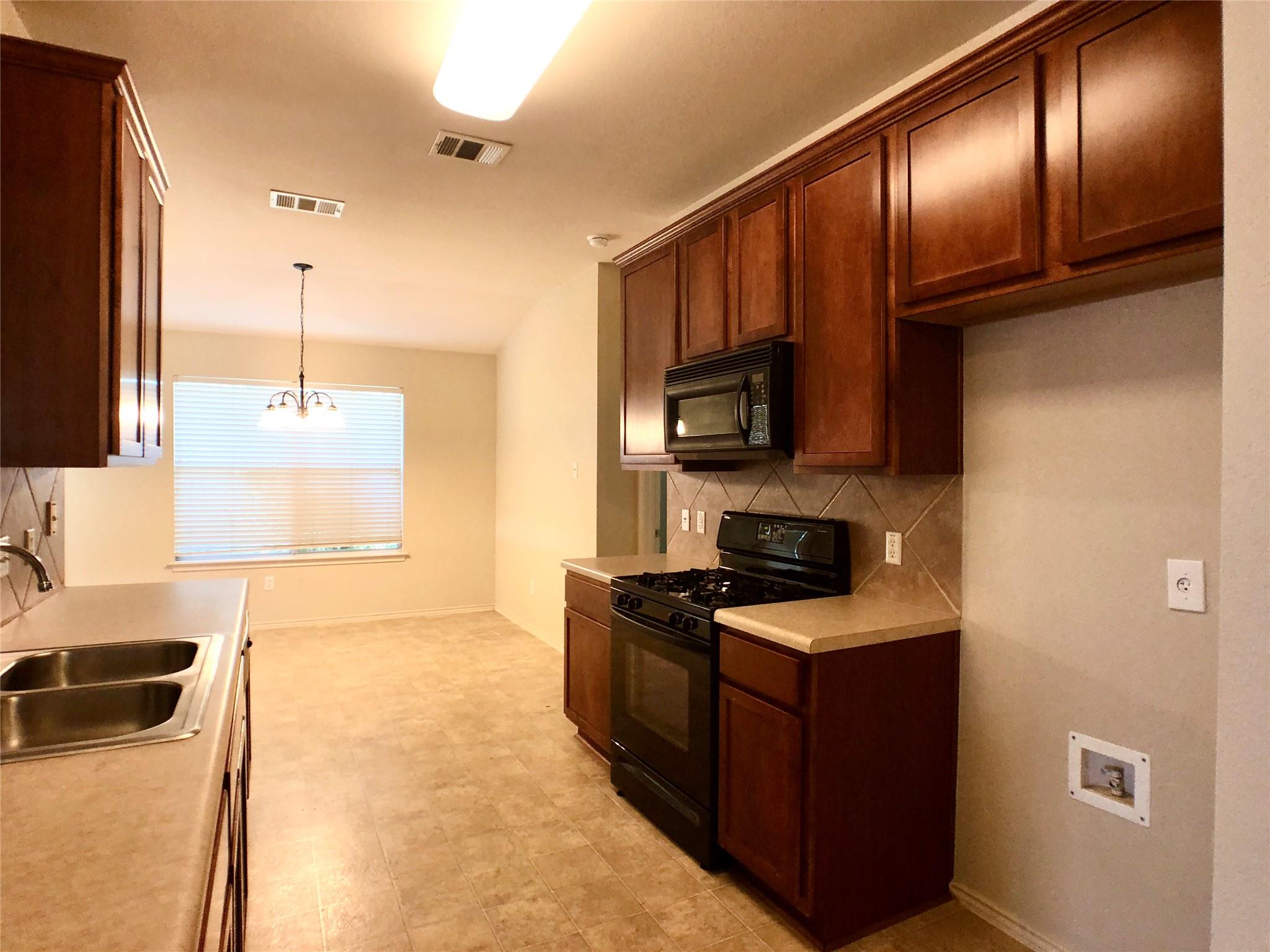 2141 Pearson Way, Round Rock, TX 78665