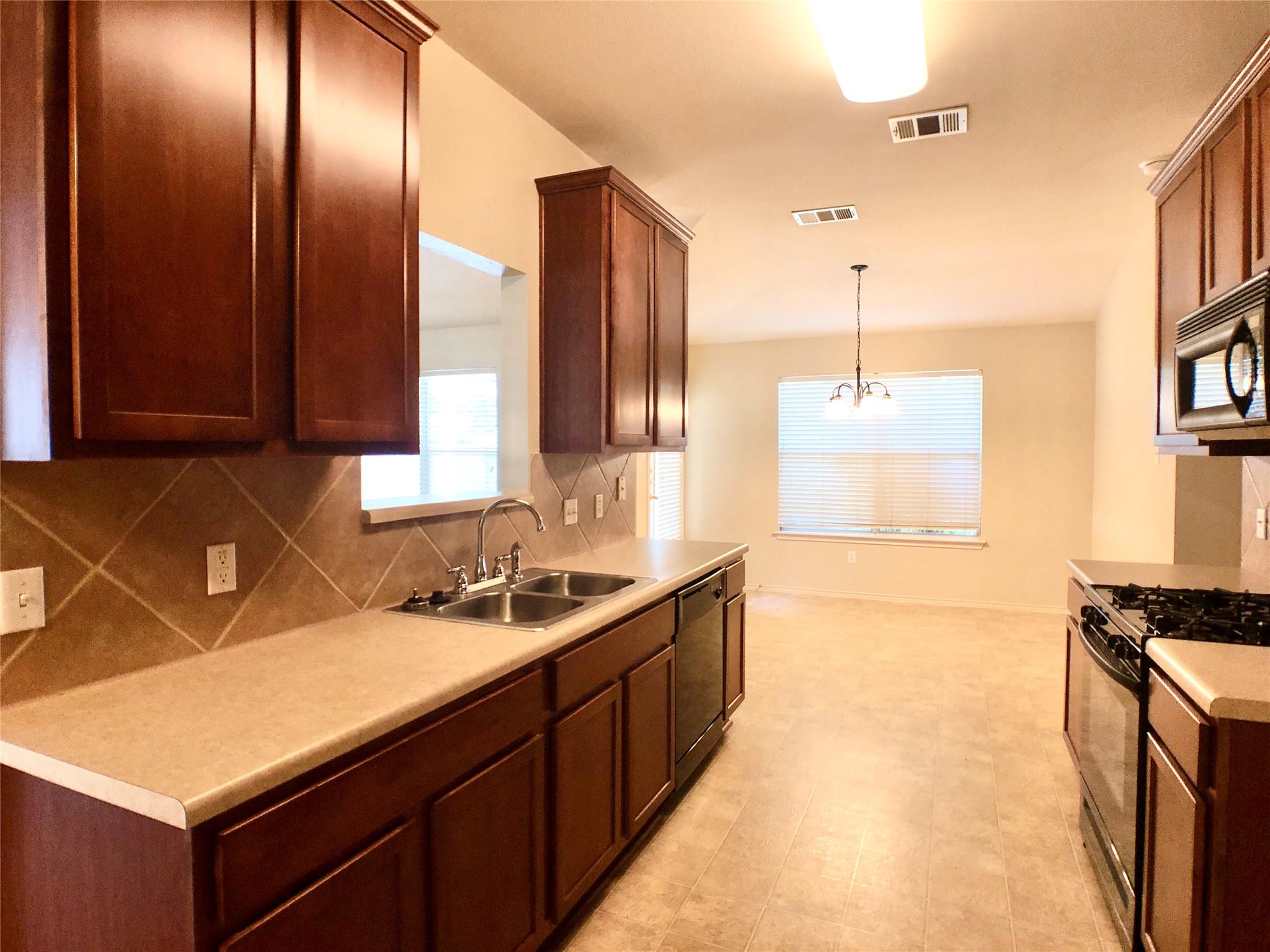 2141 Pearson Way, Round Rock, TX 78665