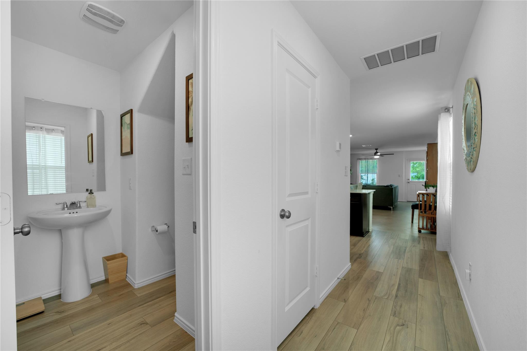 36 Trinity Cir, Lockhart, TX 78644